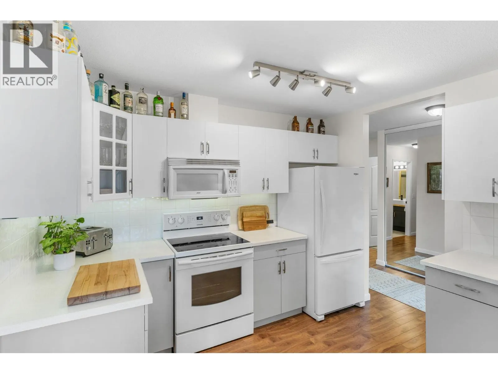 709 Houghton Road Unit# 303