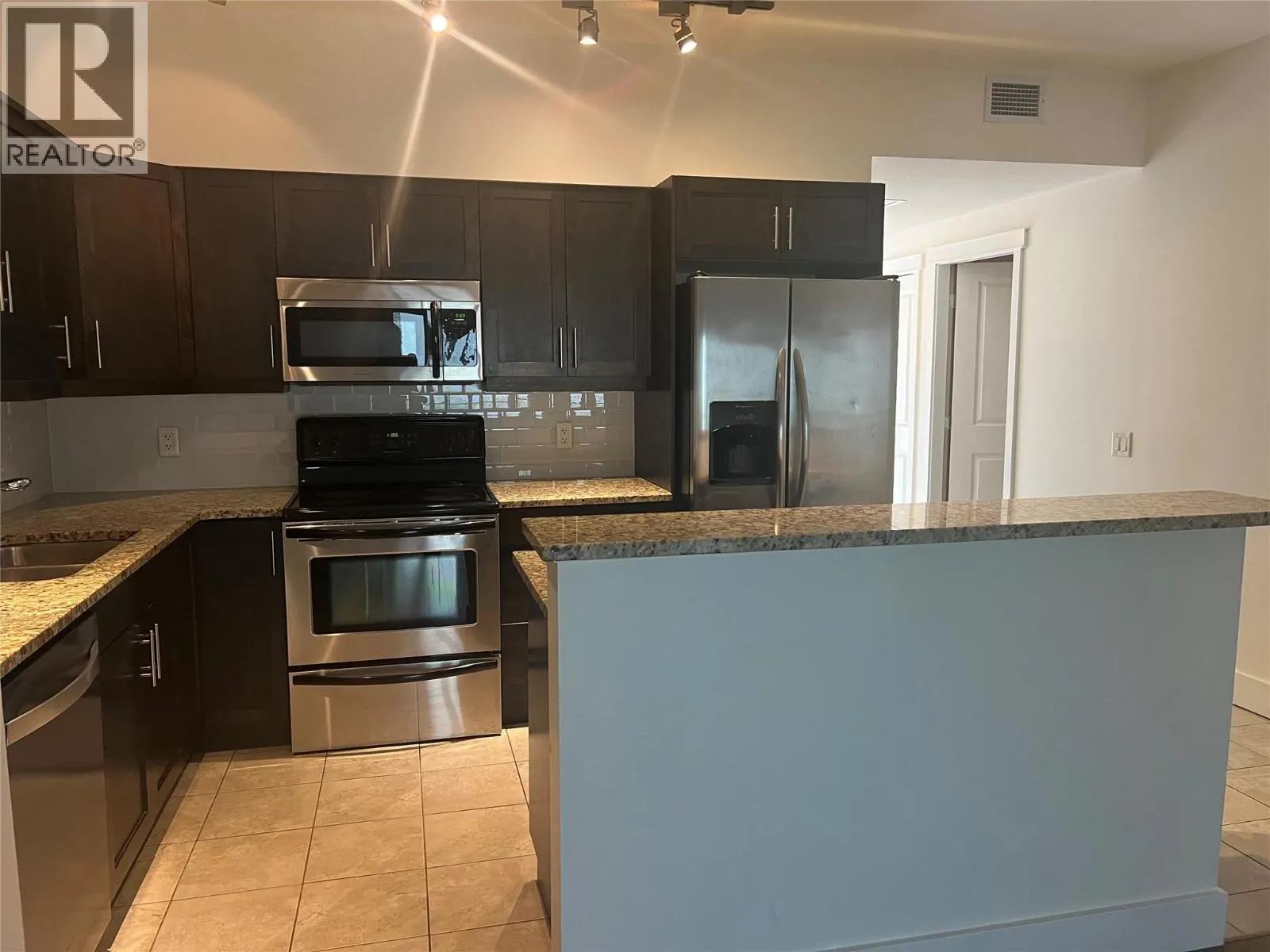 5570 Broadwater Road Unit# 106
