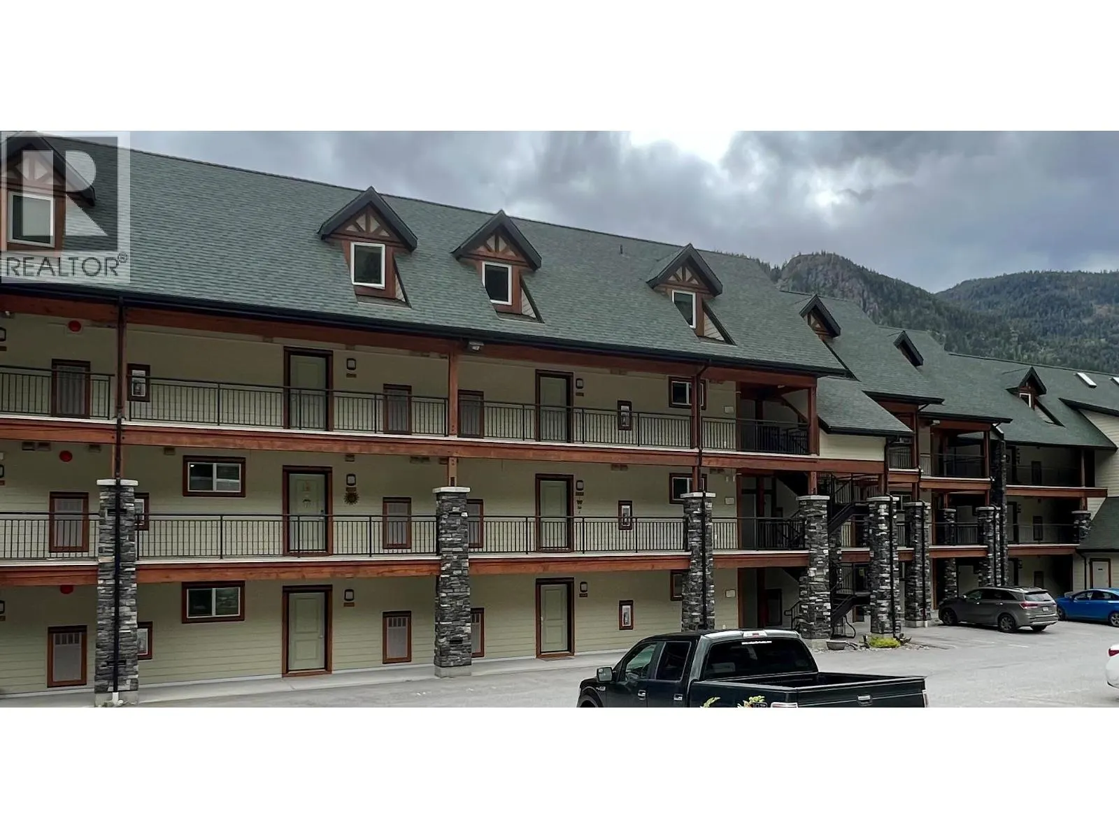 5570 Broadwater Road Unit# 106