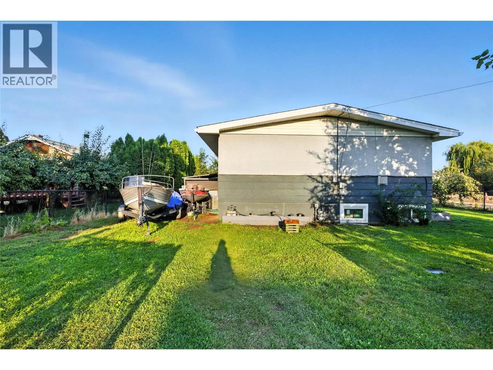 2590 Tranquille Road