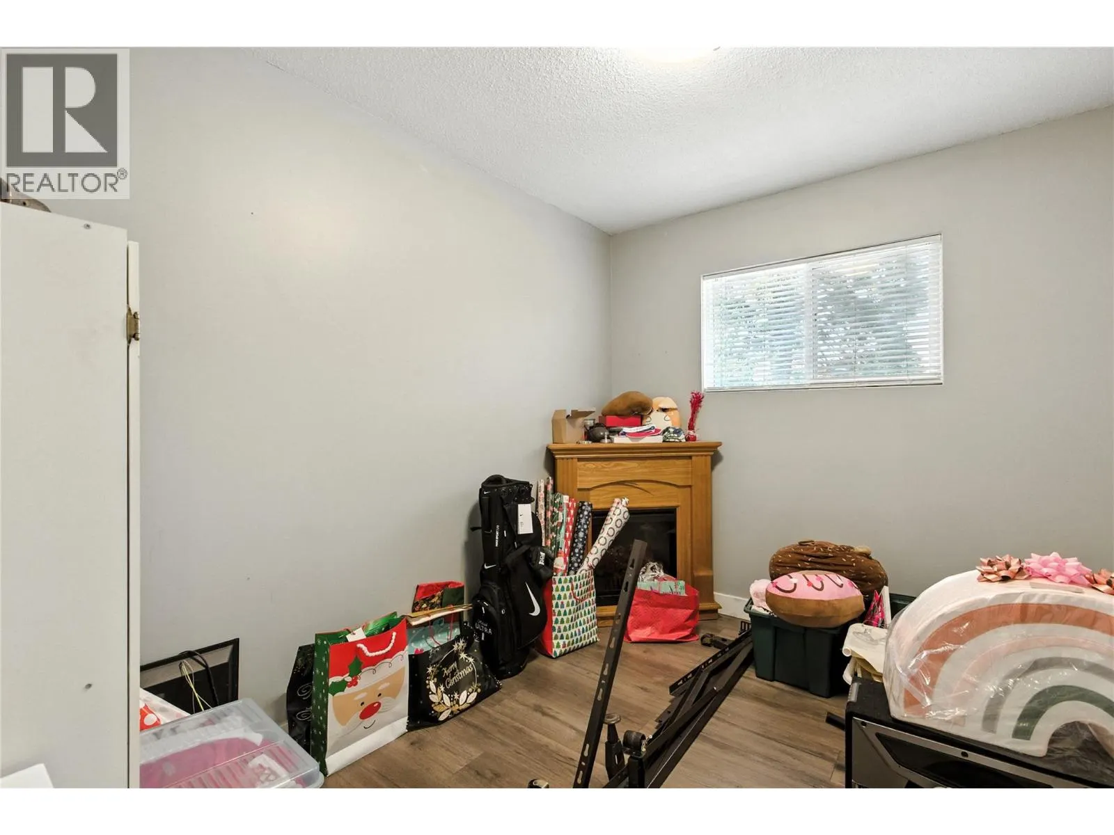 2590 Tranquille Road