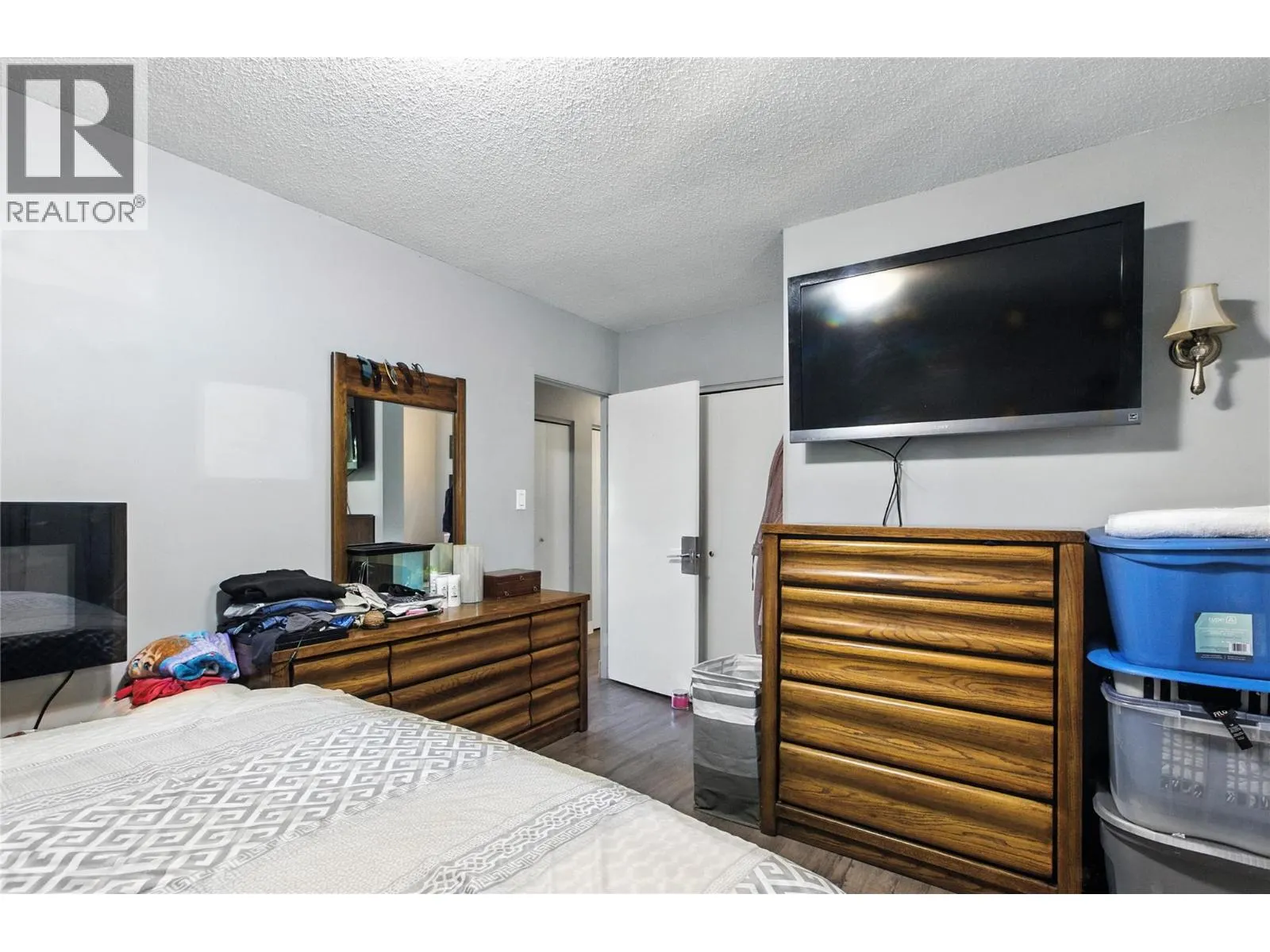 2590 Tranquille Road