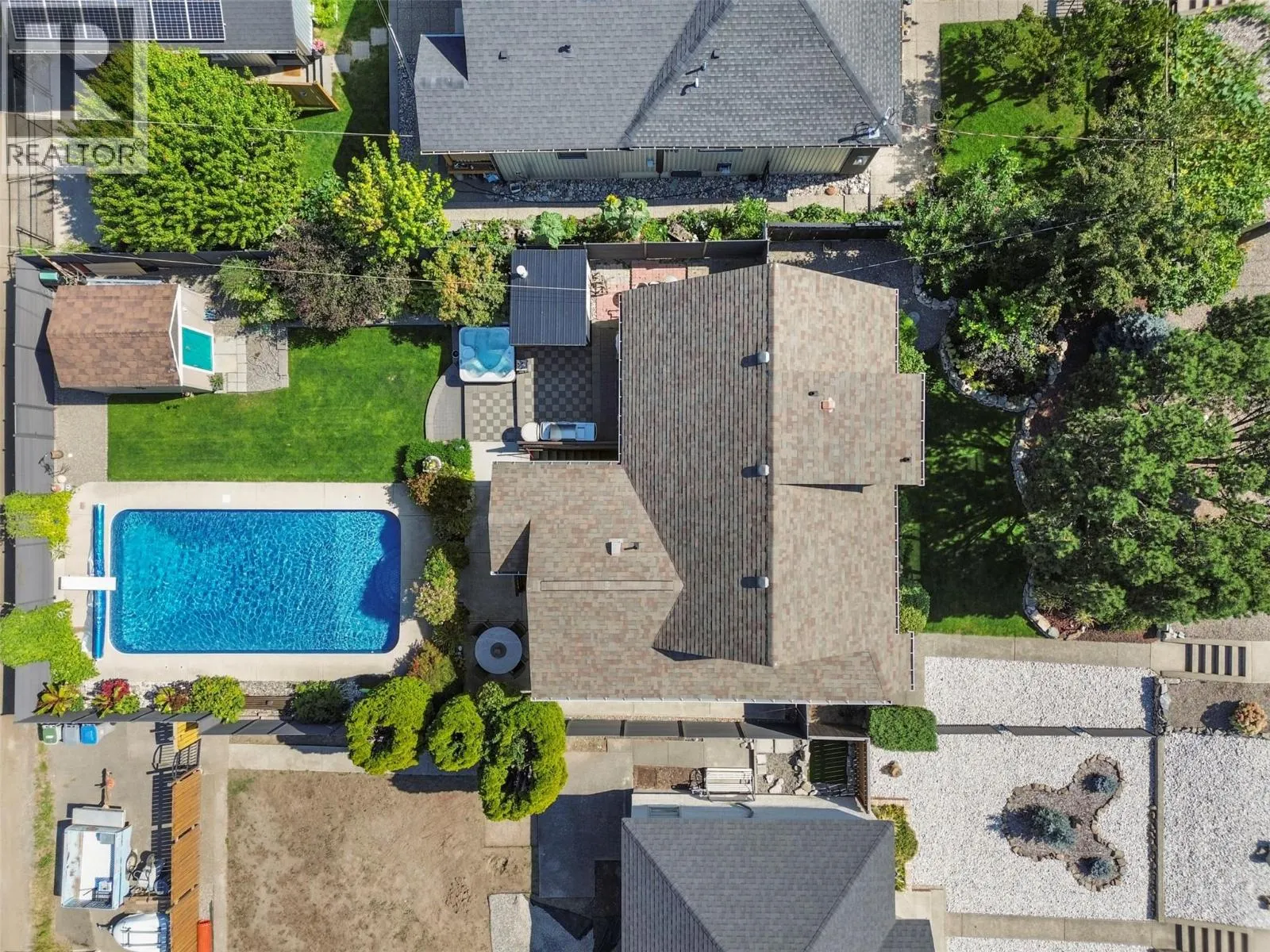 1060 Pleasant Street