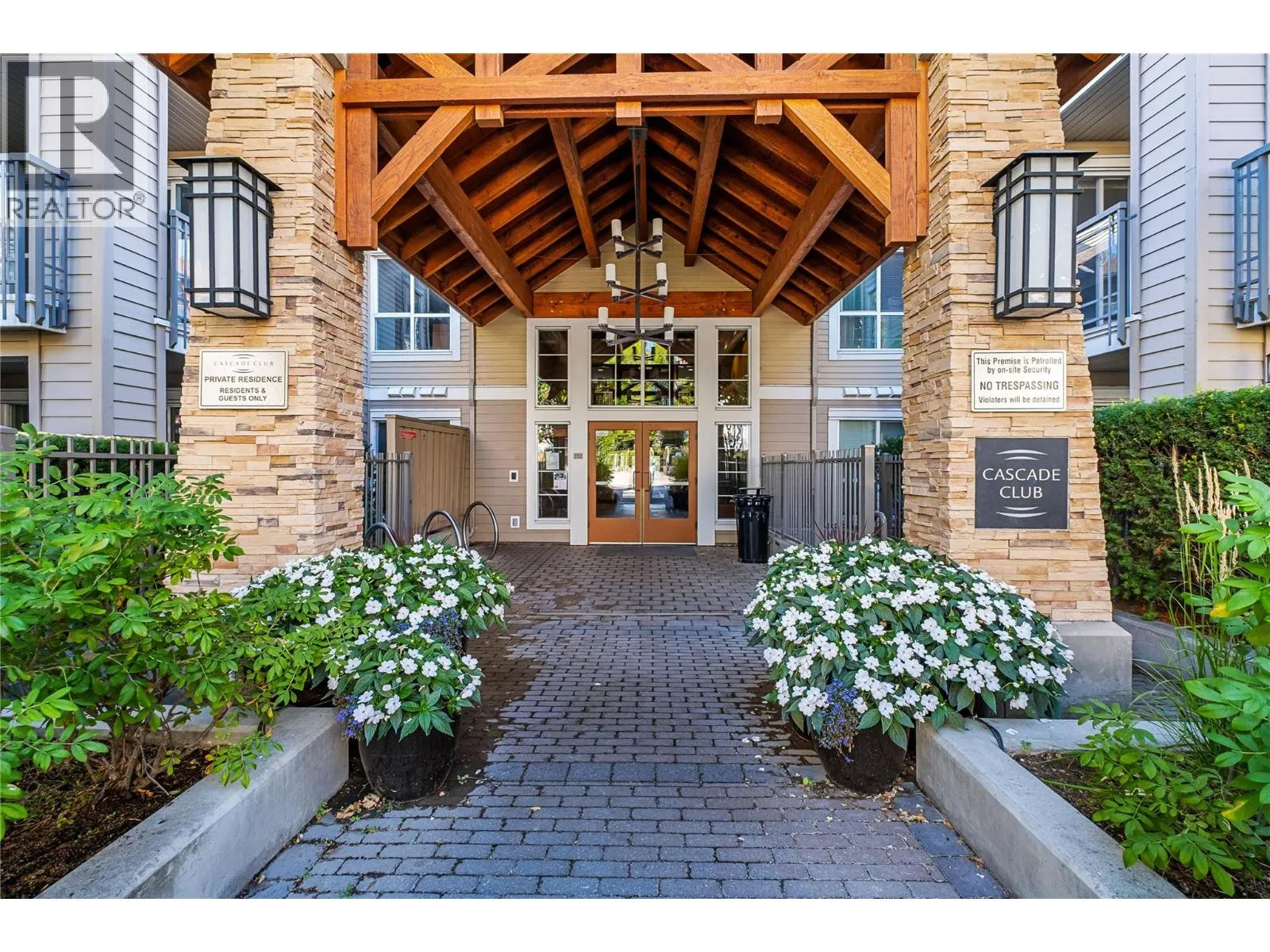 1093 Sunset Drive Unit# 307