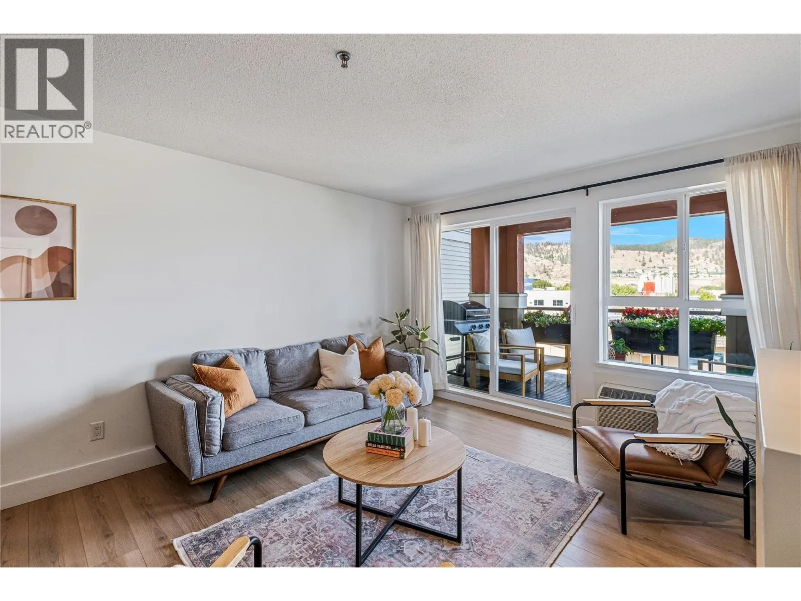 1093 Sunset Drive Unit# 307