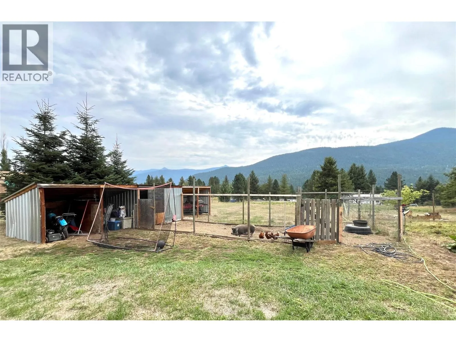 3754 Krestova Road