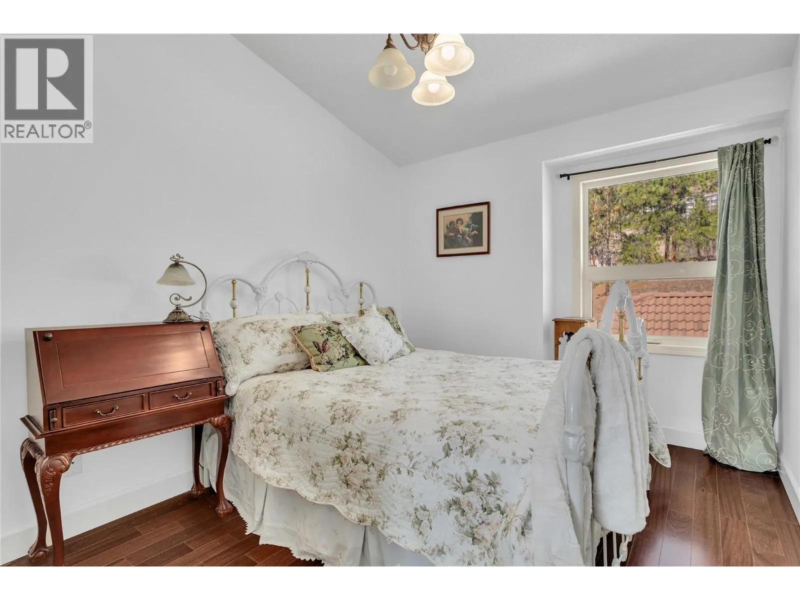 4450 Ponderosa Drive Unit# 203