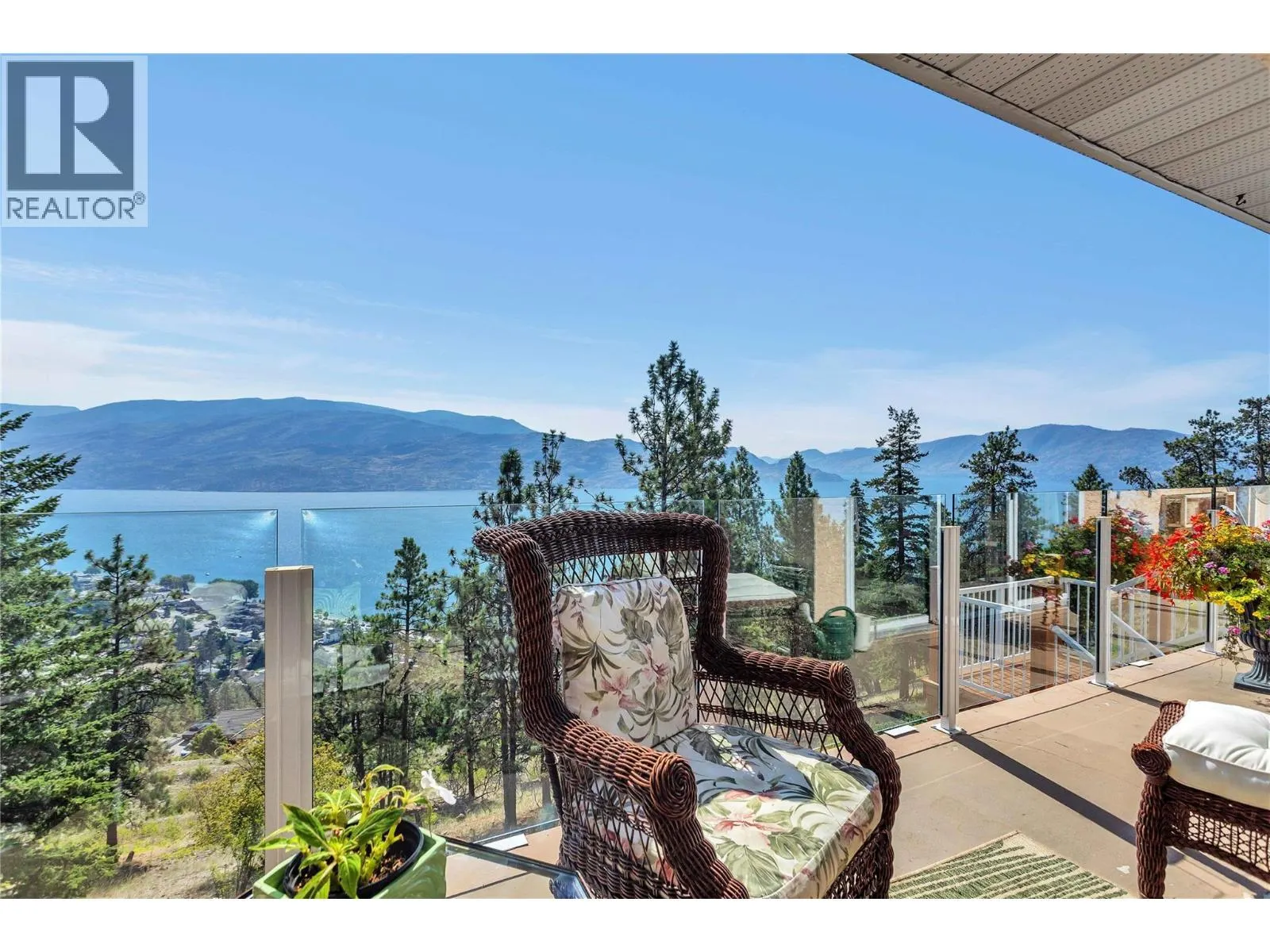4450 Ponderosa Drive Unit# 203