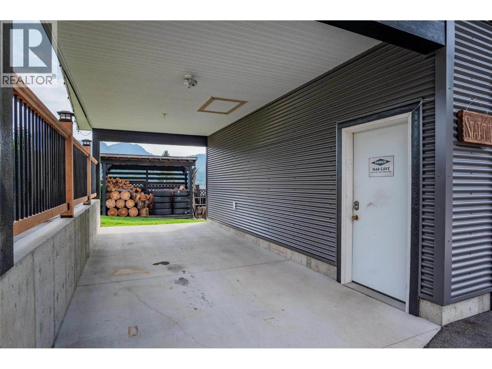 20 Short Street