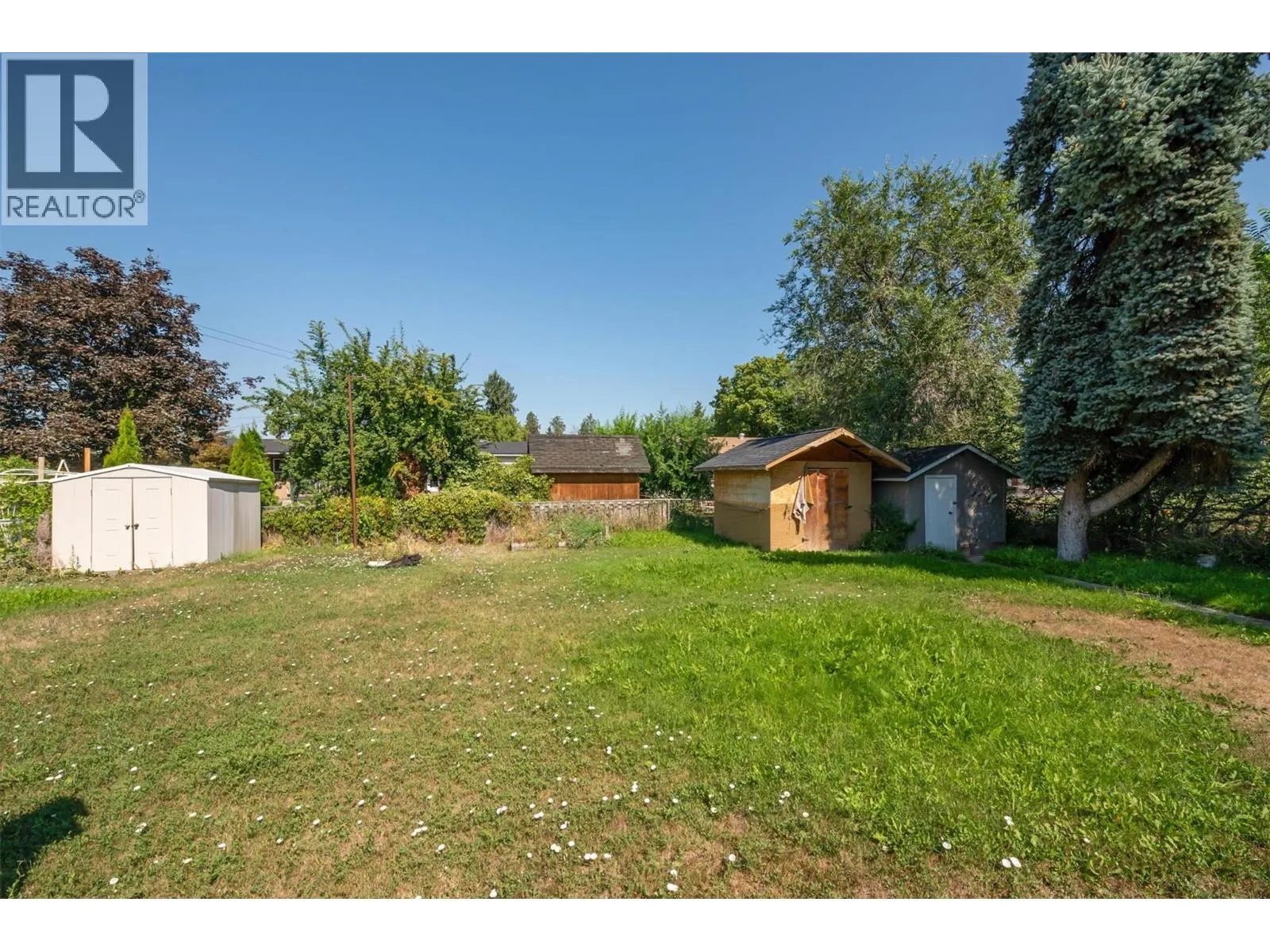280 HOLBROOK Road W