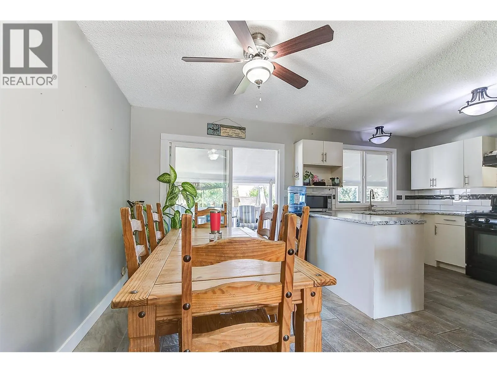 280 HOLBROOK Road W