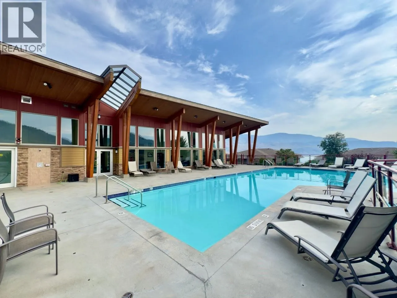 175 Holloway Drive Unit# 44