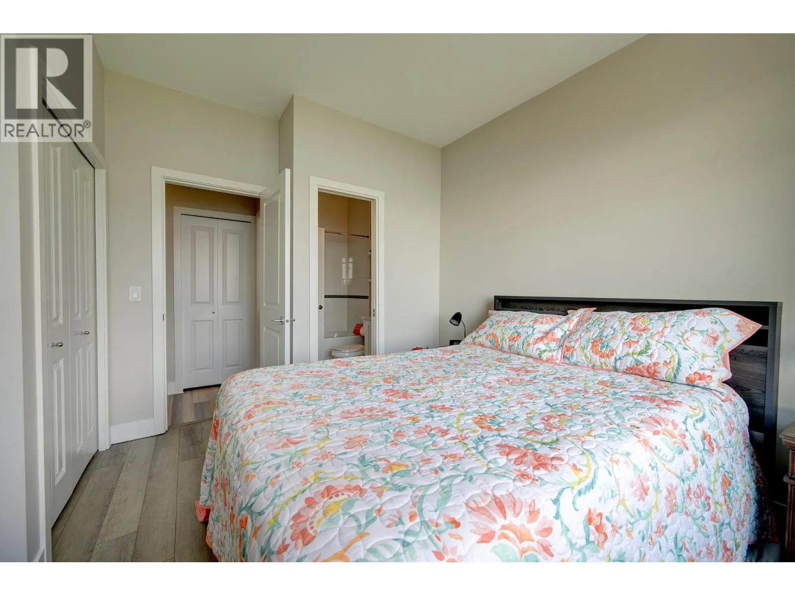 175 Holloway Drive Unit# 44