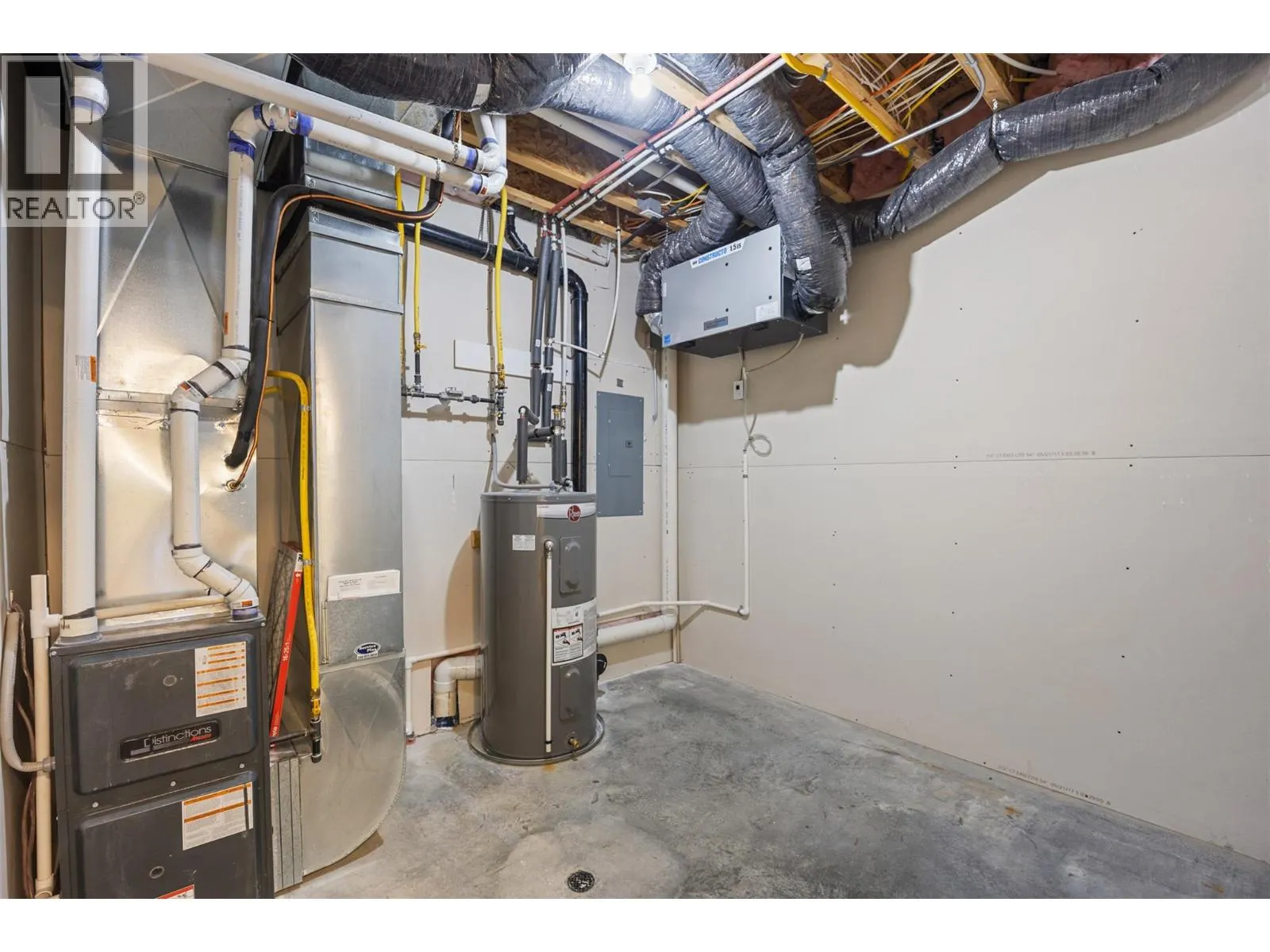 2200 Linfield Drive Unit# 33