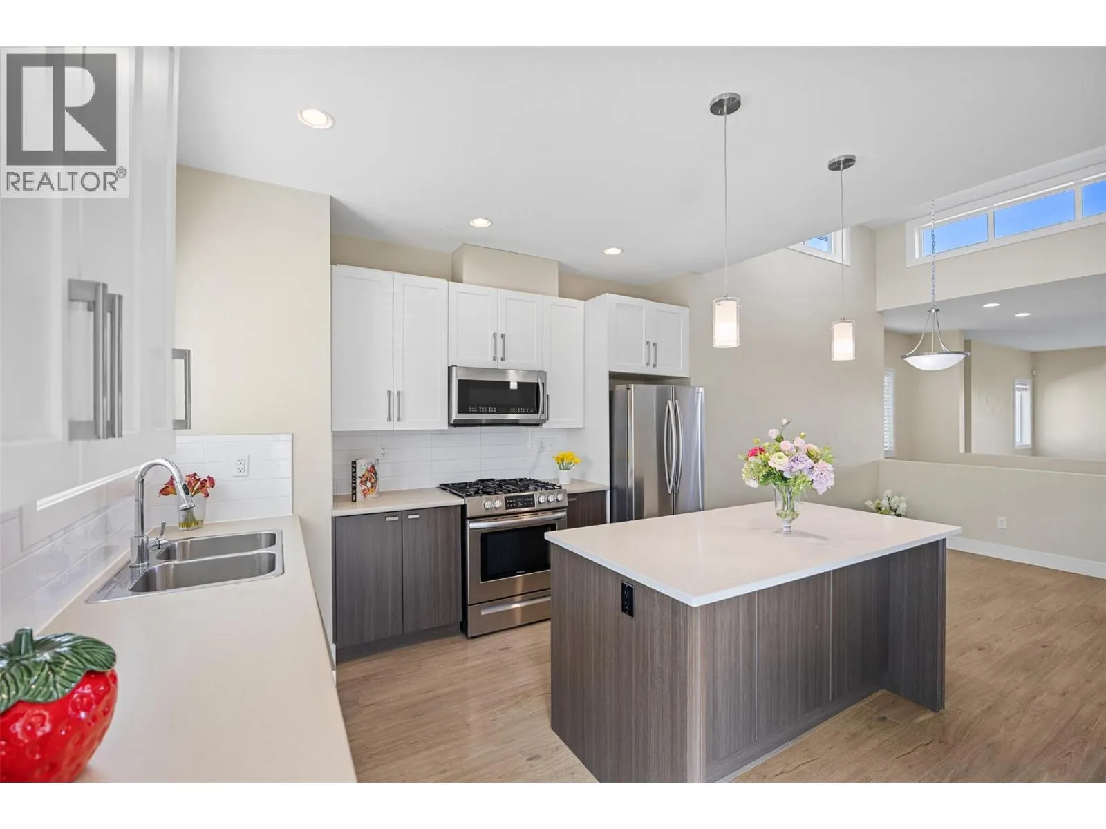 2200 Linfield Drive Unit# 33