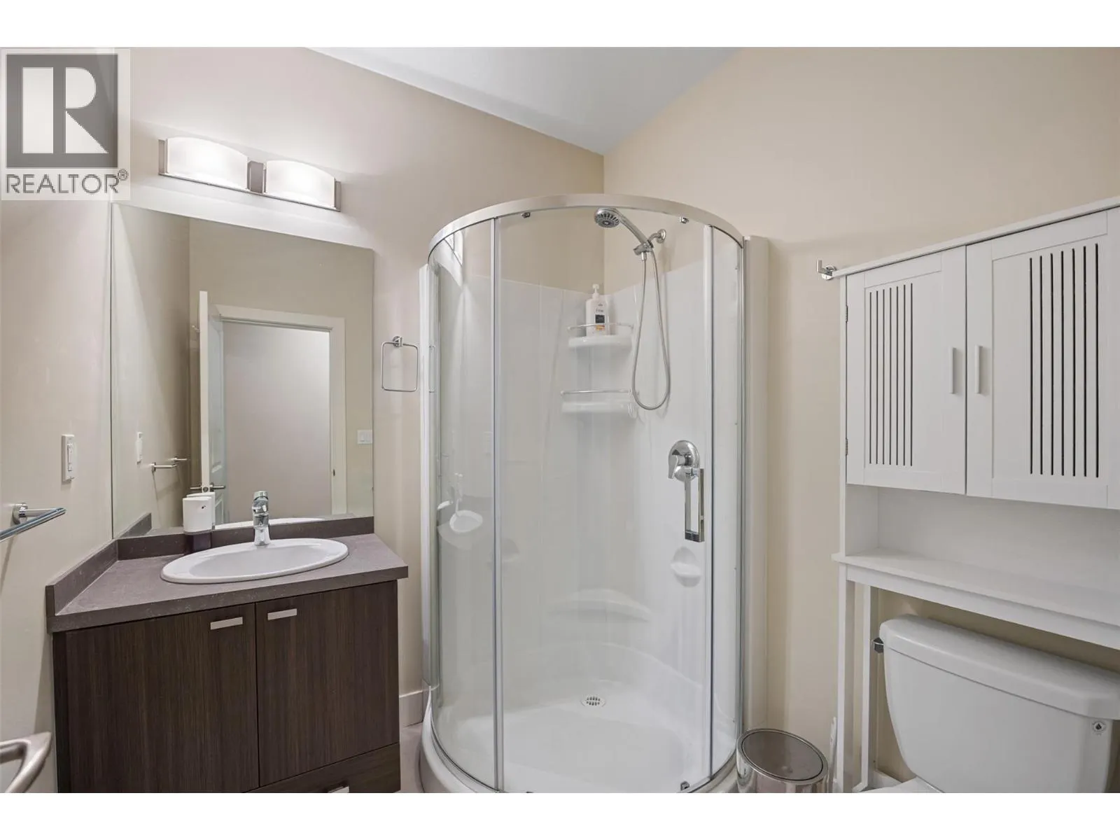 2200 Linfield Drive Unit# 33