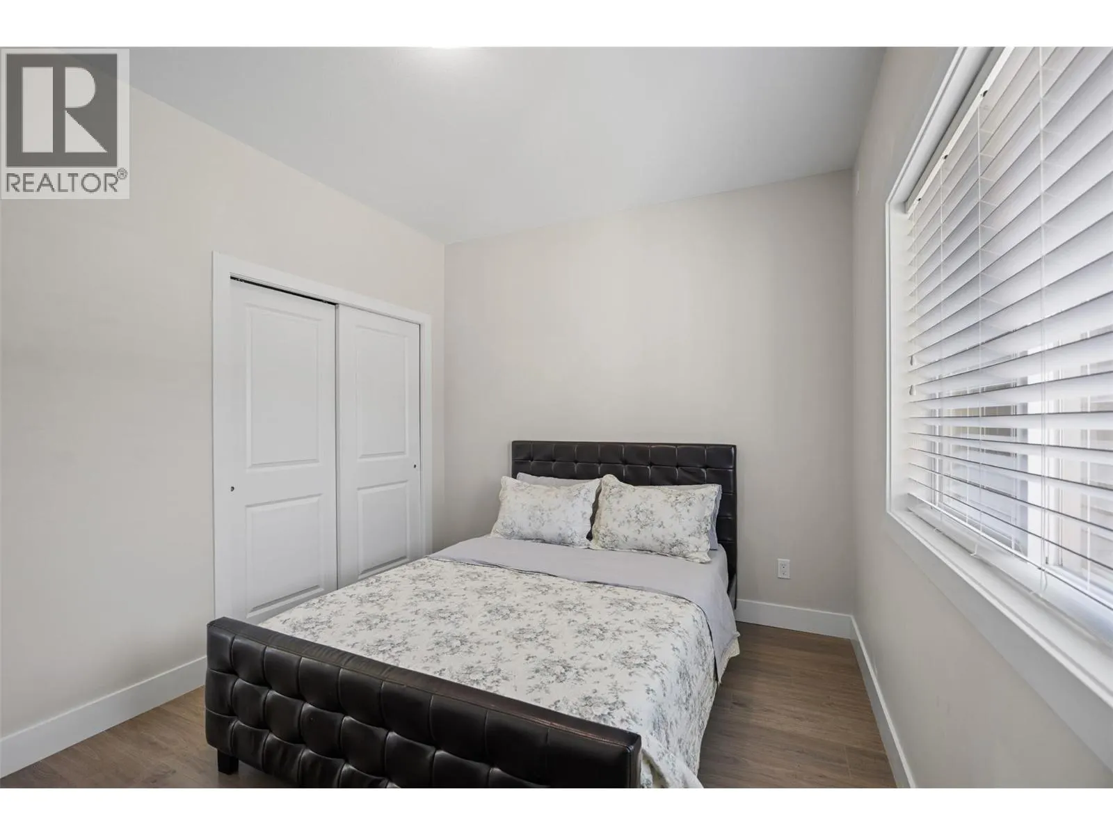 2200 Linfield Drive Unit# 33