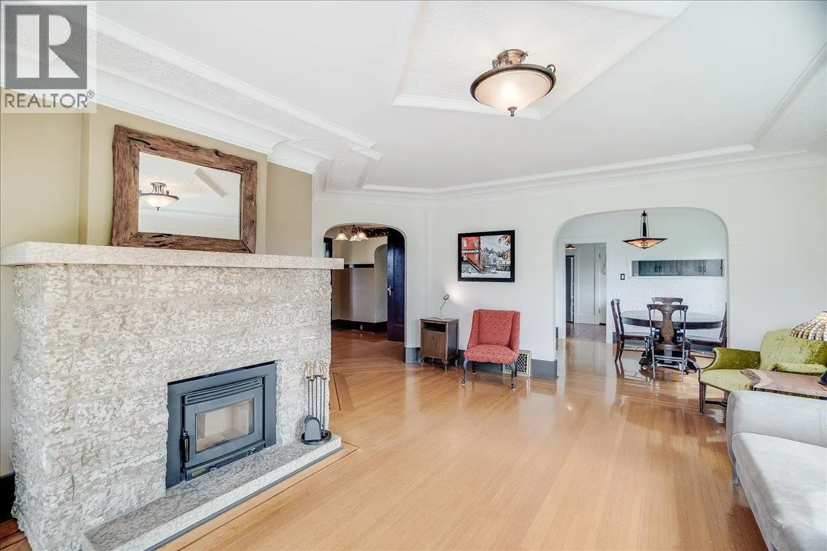 417 Hamilton Avenue