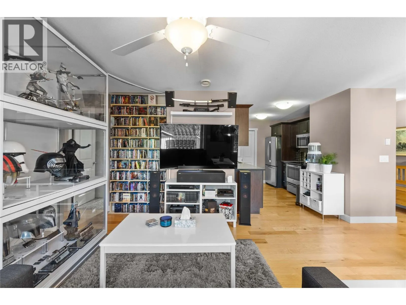 1449 1 Avenue NE Unit# 405