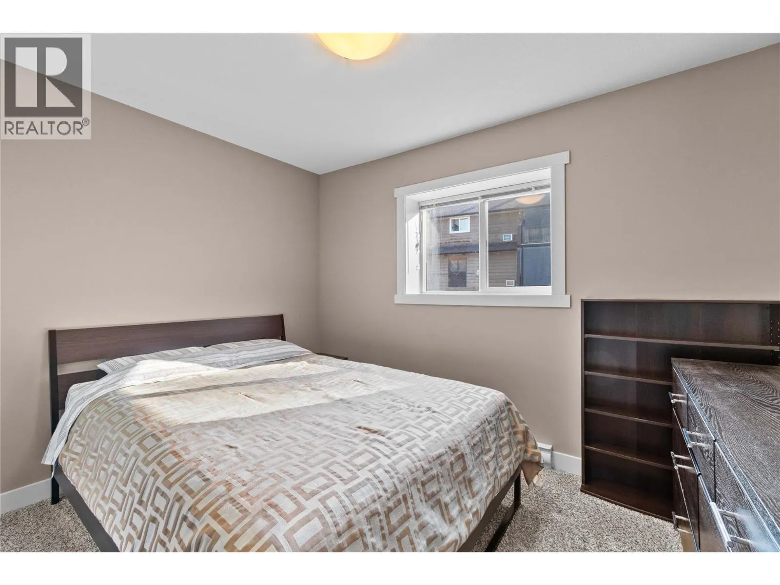 1449 1 Avenue NE Unit# 405