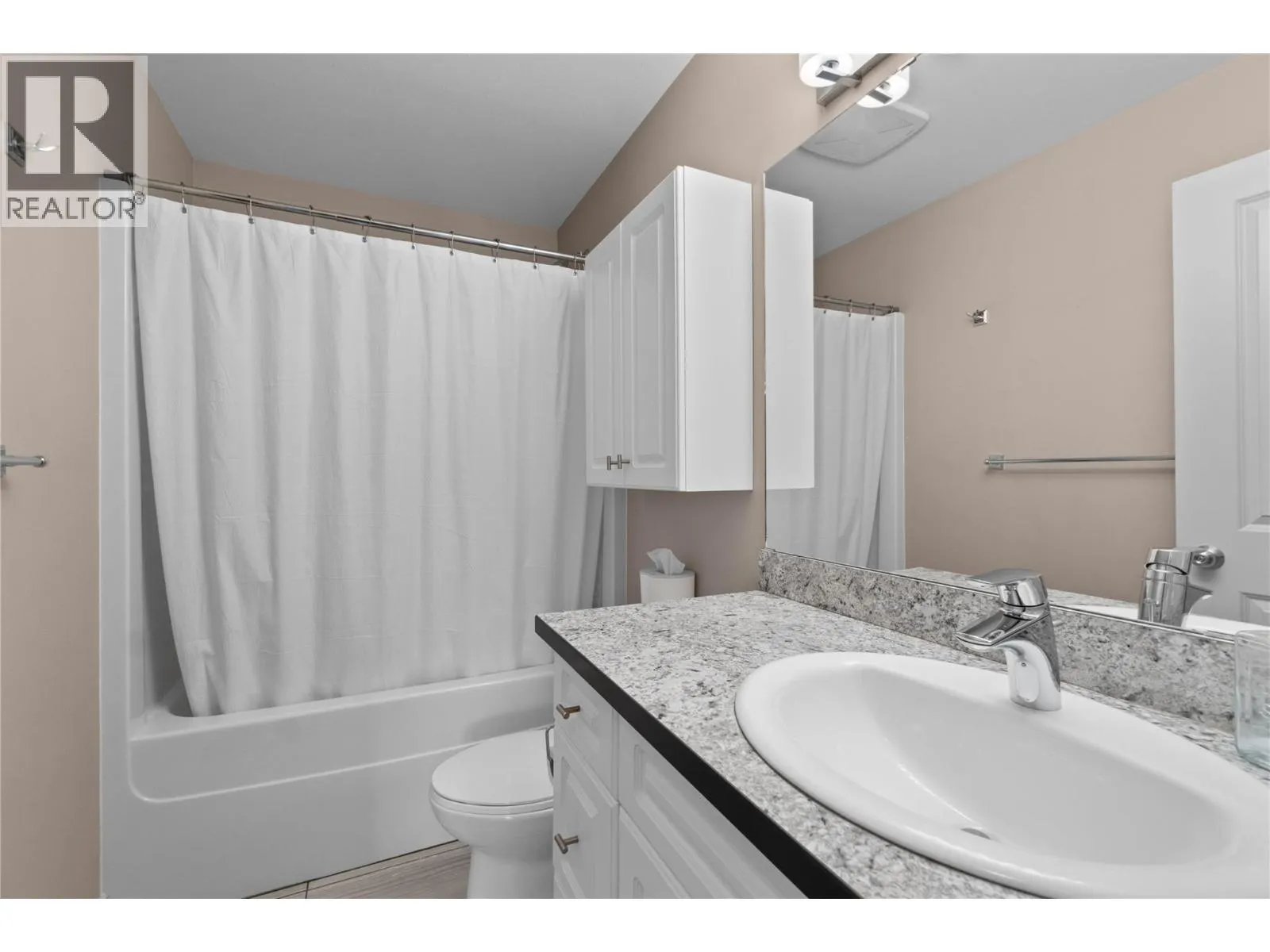1449 1 Avenue NE Unit# 405