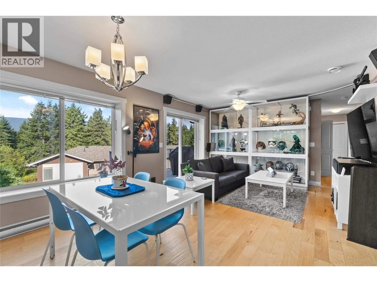 1449 1 Avenue NE Unit# 405