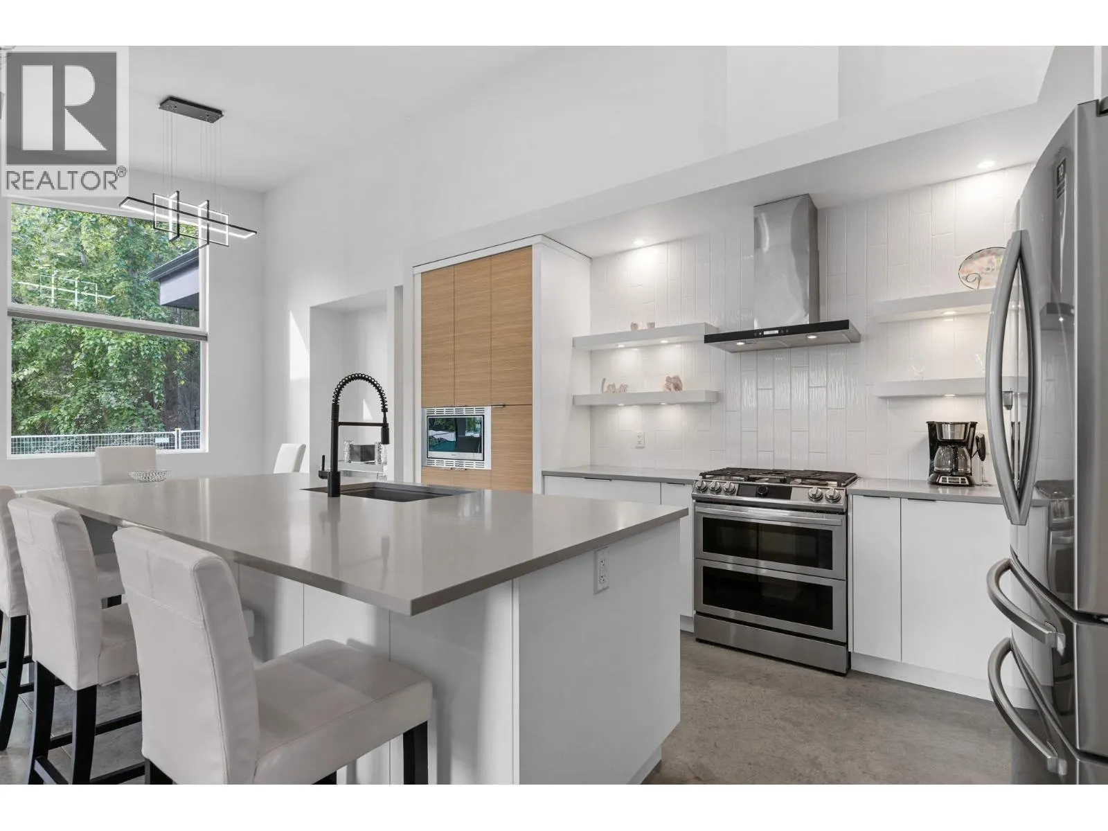 3620 SILVER Way