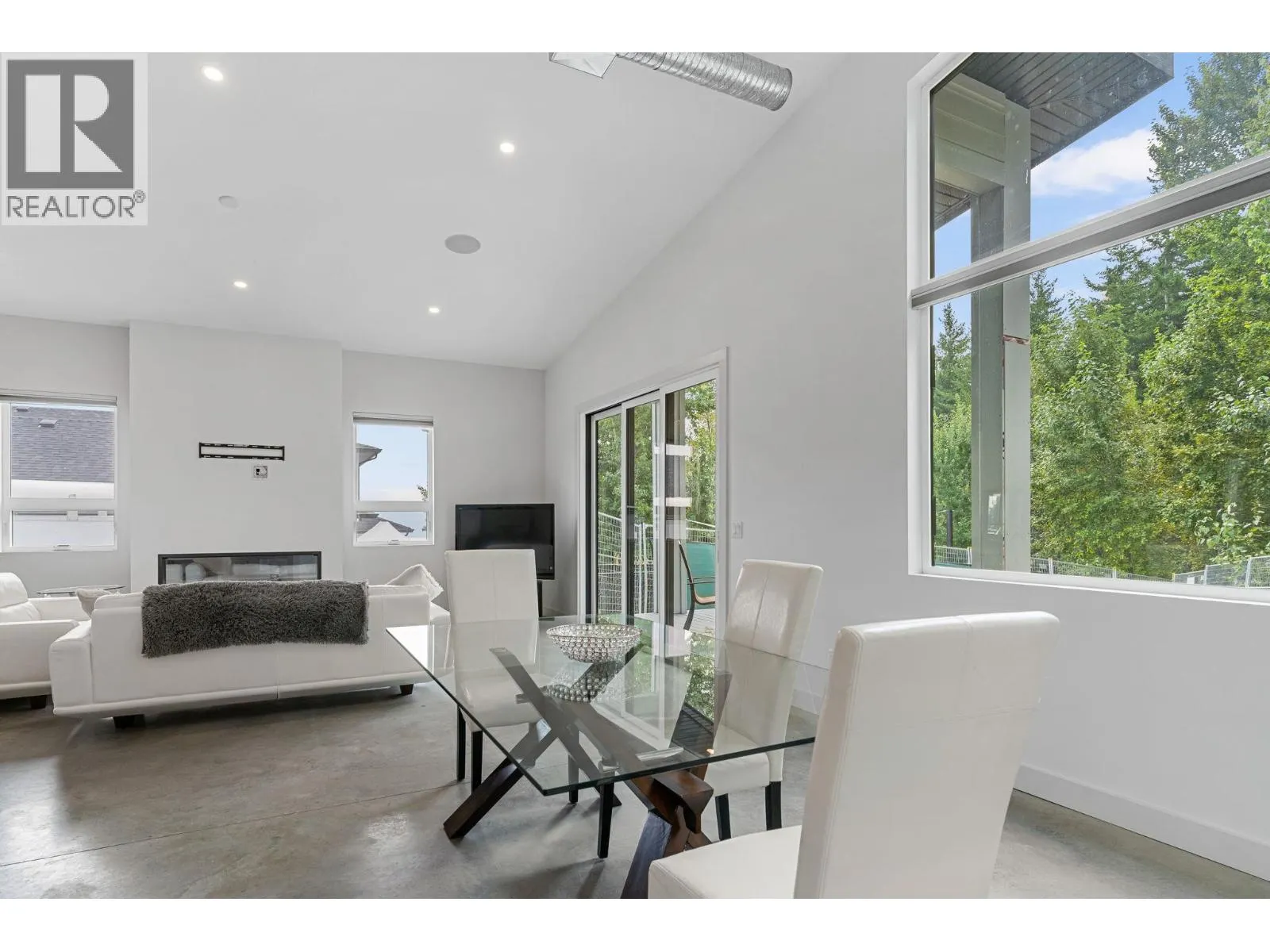 3620 SILVER Way