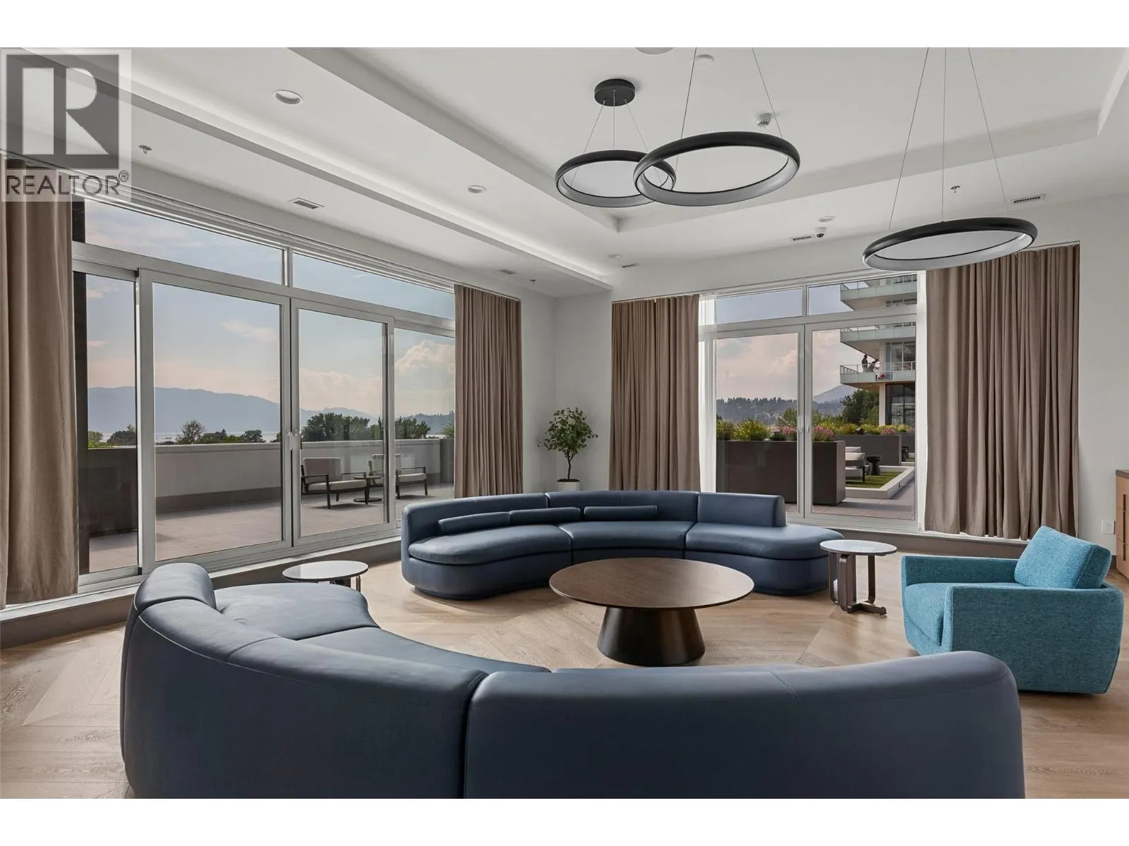 1626 WATER Street Unit# 3307
