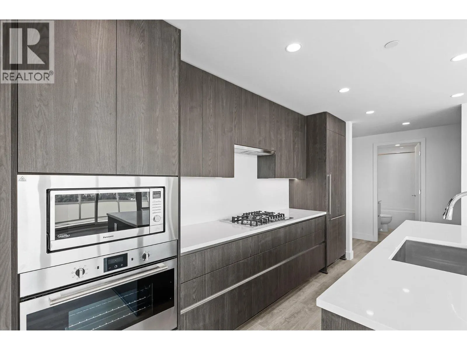 1626 WATER Street Unit# 3307