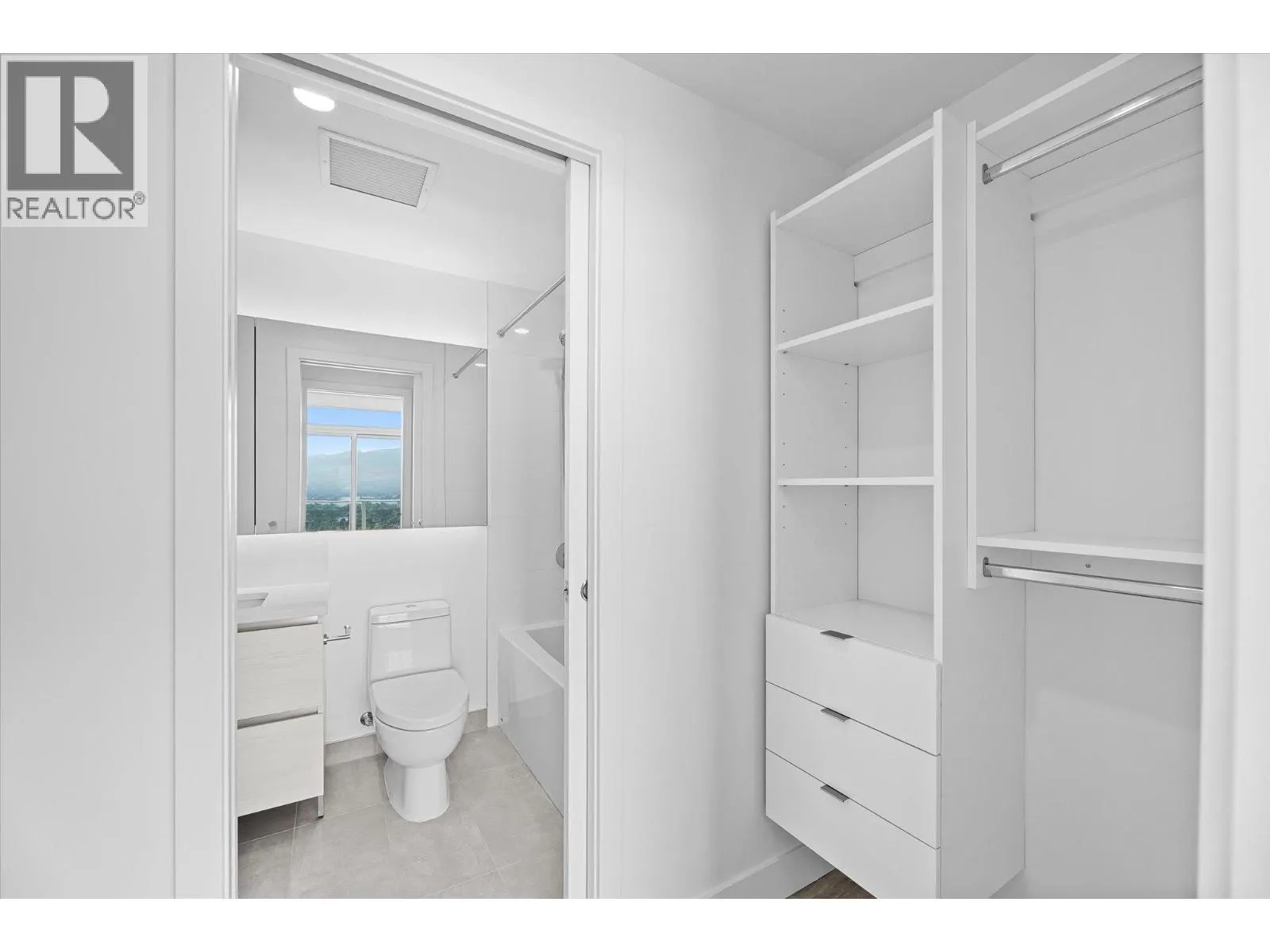 1626 WATER Street Unit# 3307