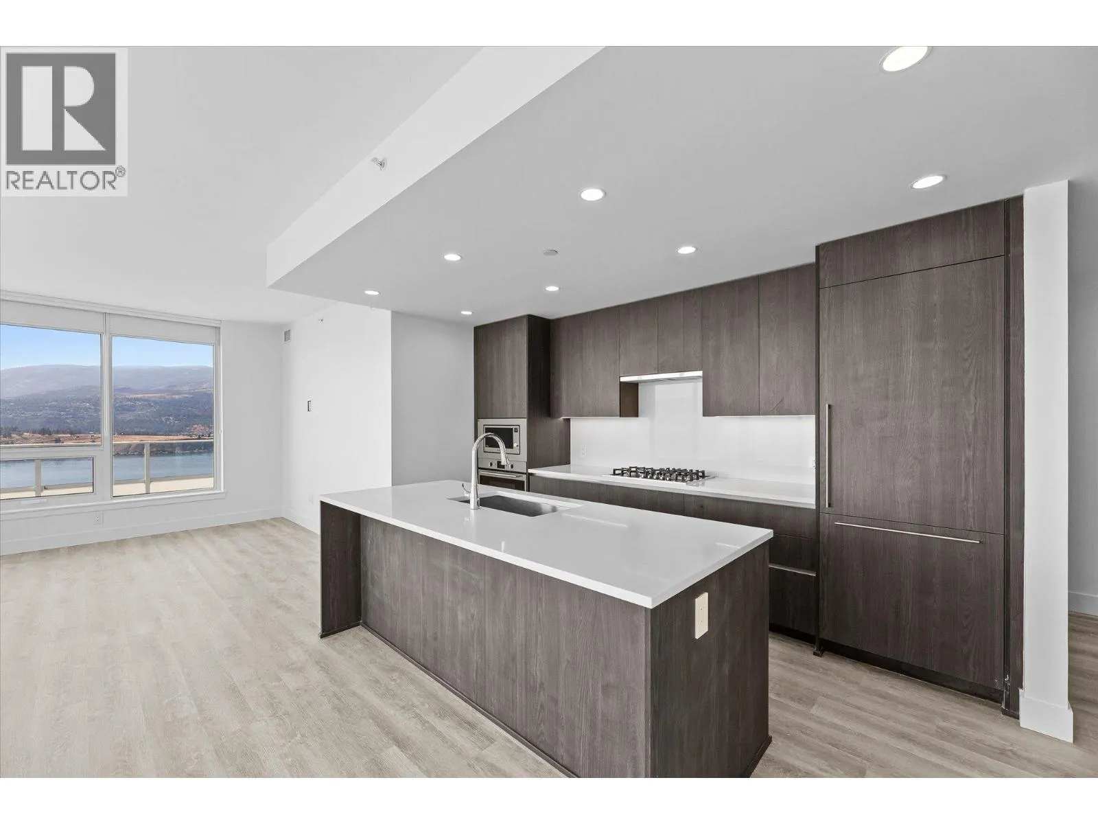 1626 WATER Street Unit# 3307