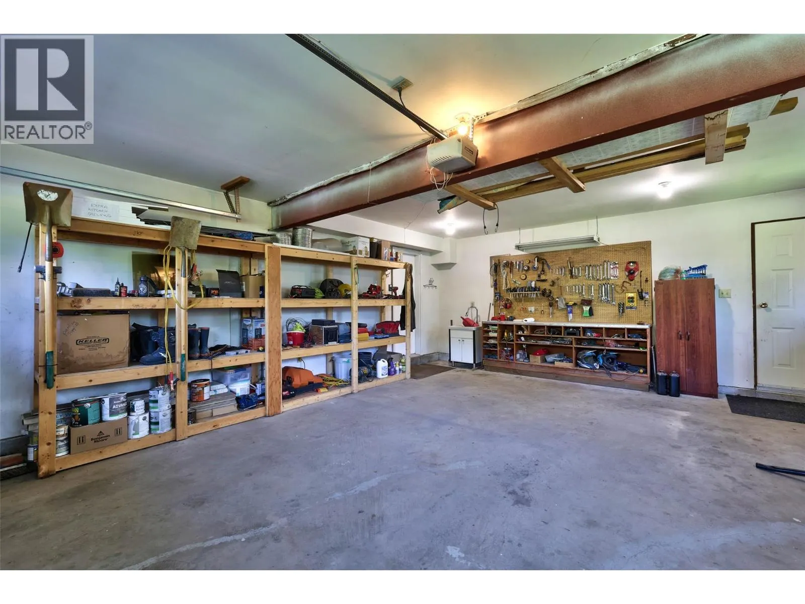 4061 DAVIE Road