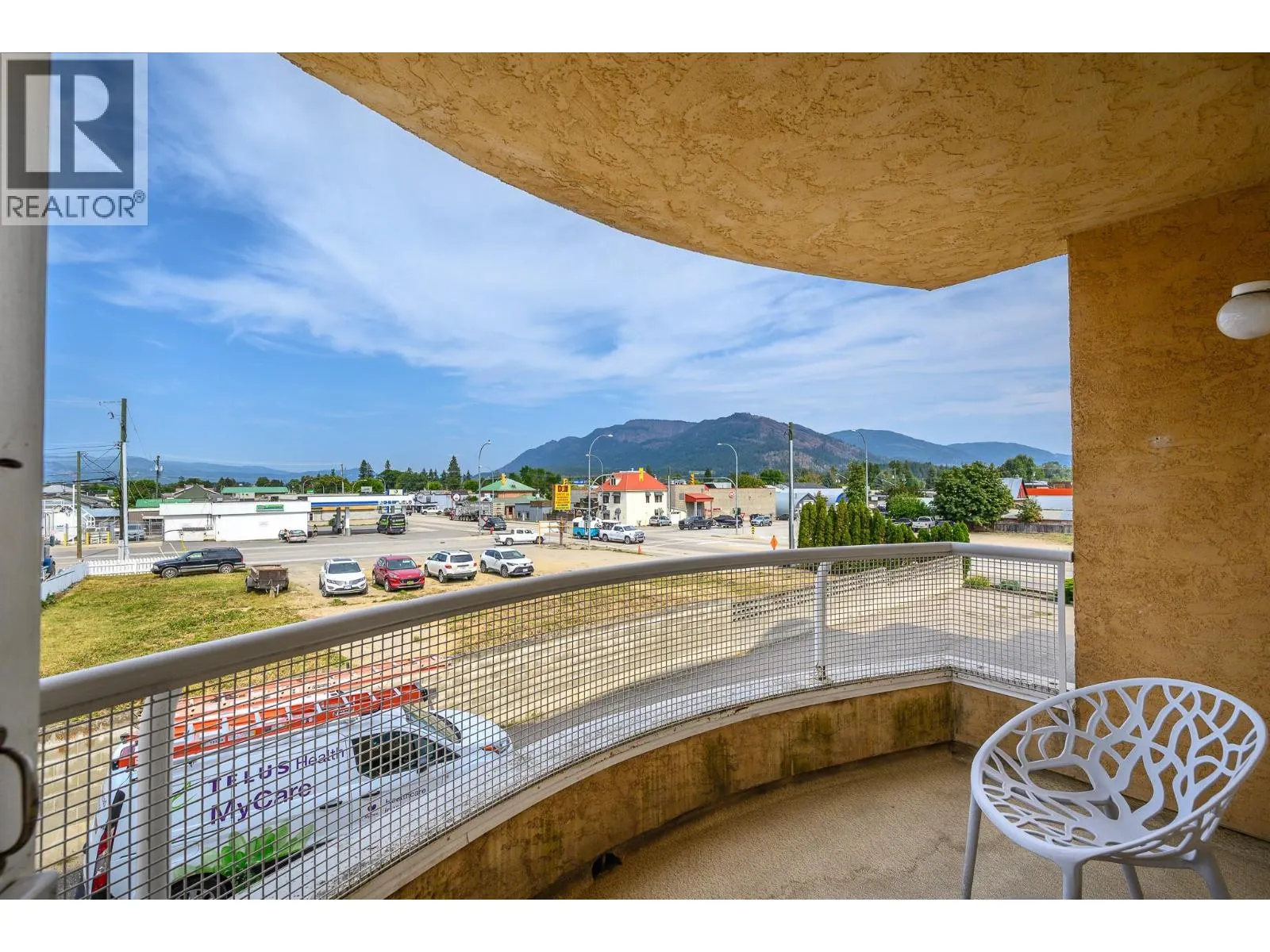 703 Granville Avenue Unit# 205 Lot# 5