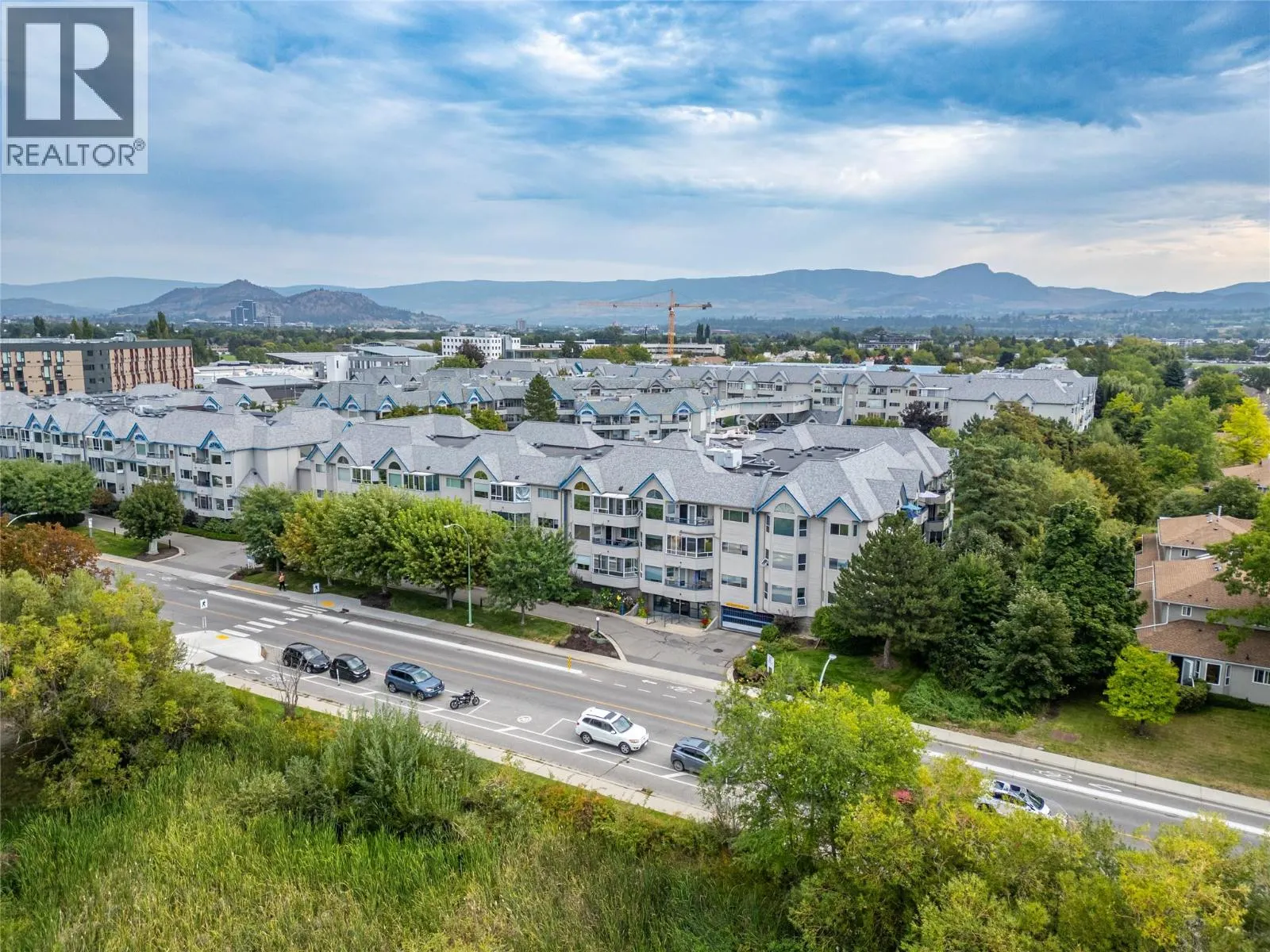 3283 Casorso Road Unit# 210