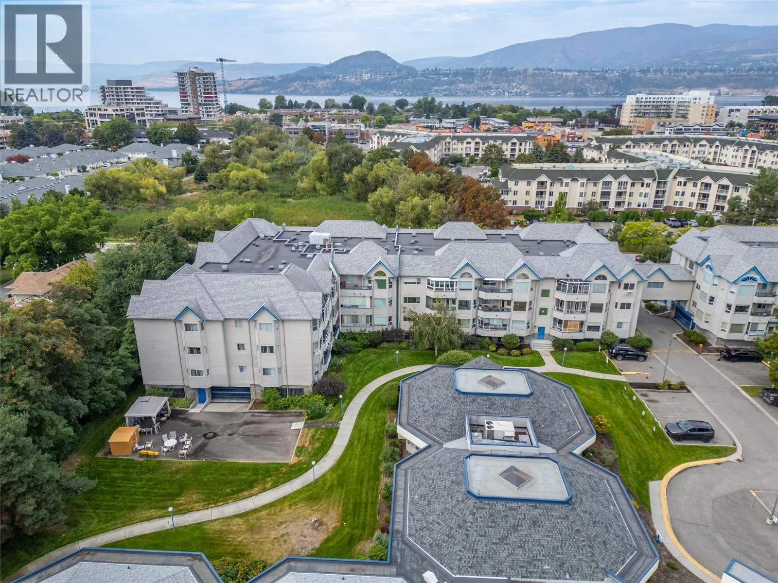 3283 Casorso Road Unit# 210