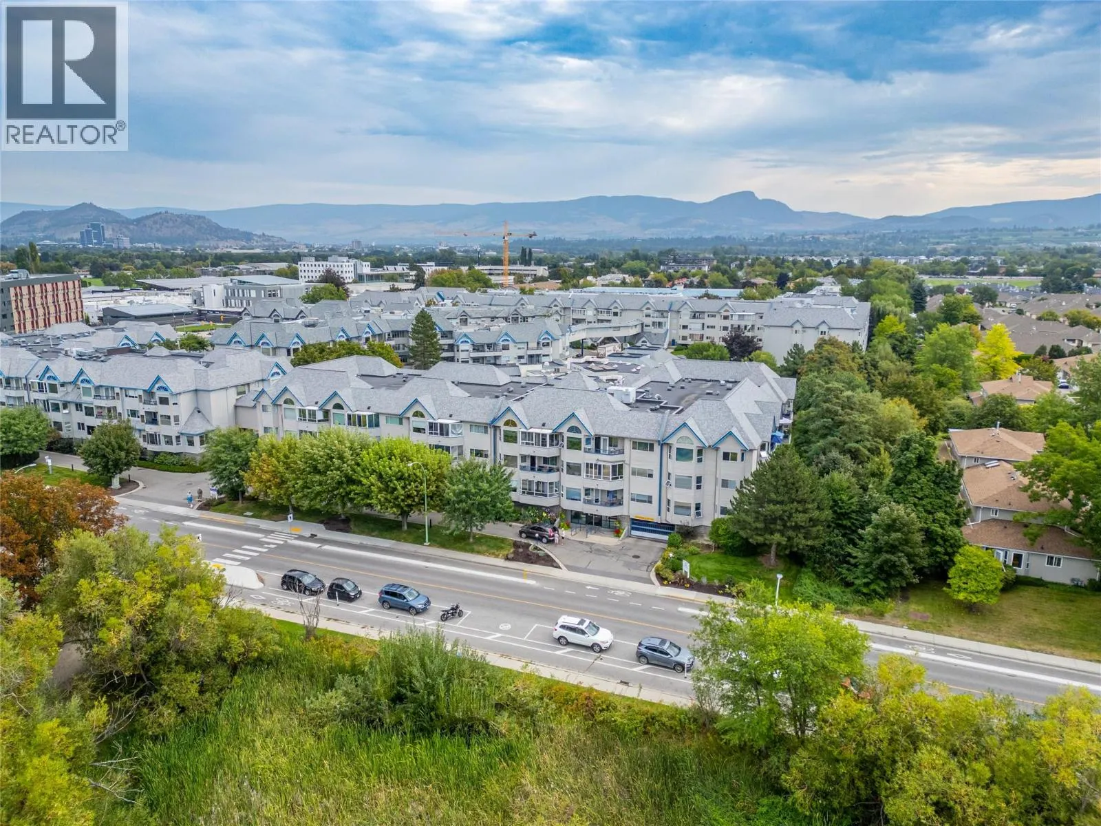 3283 Casorso Road Unit# 210