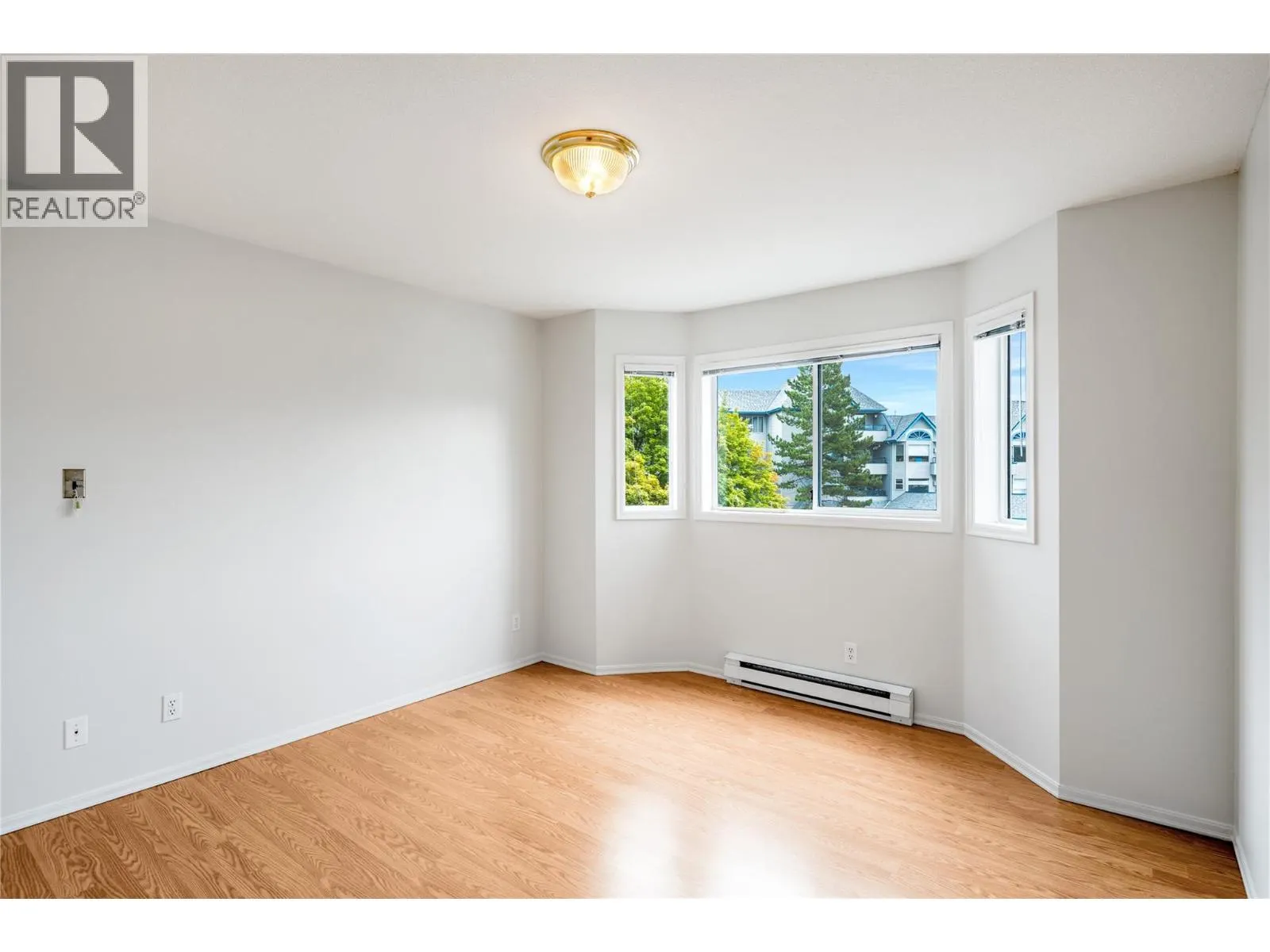 3283 Casorso Road Unit# 210