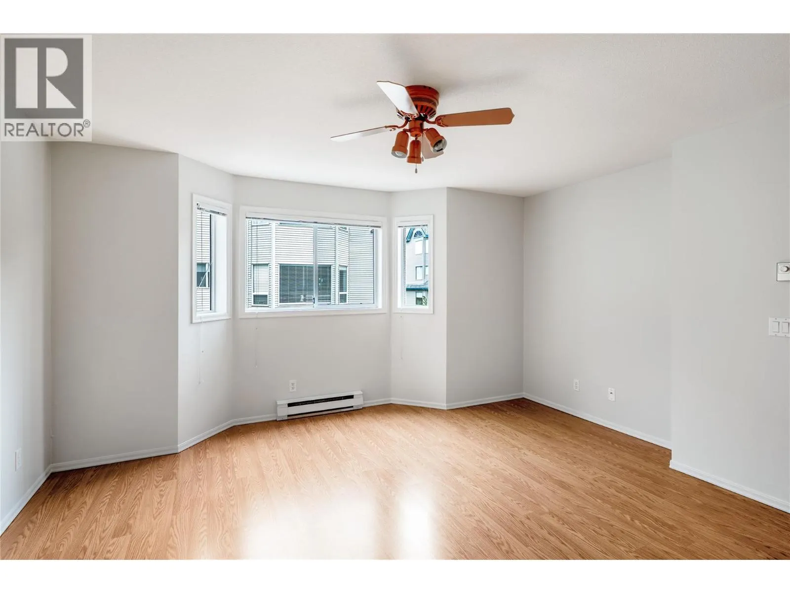 3283 Casorso Road Unit# 210
