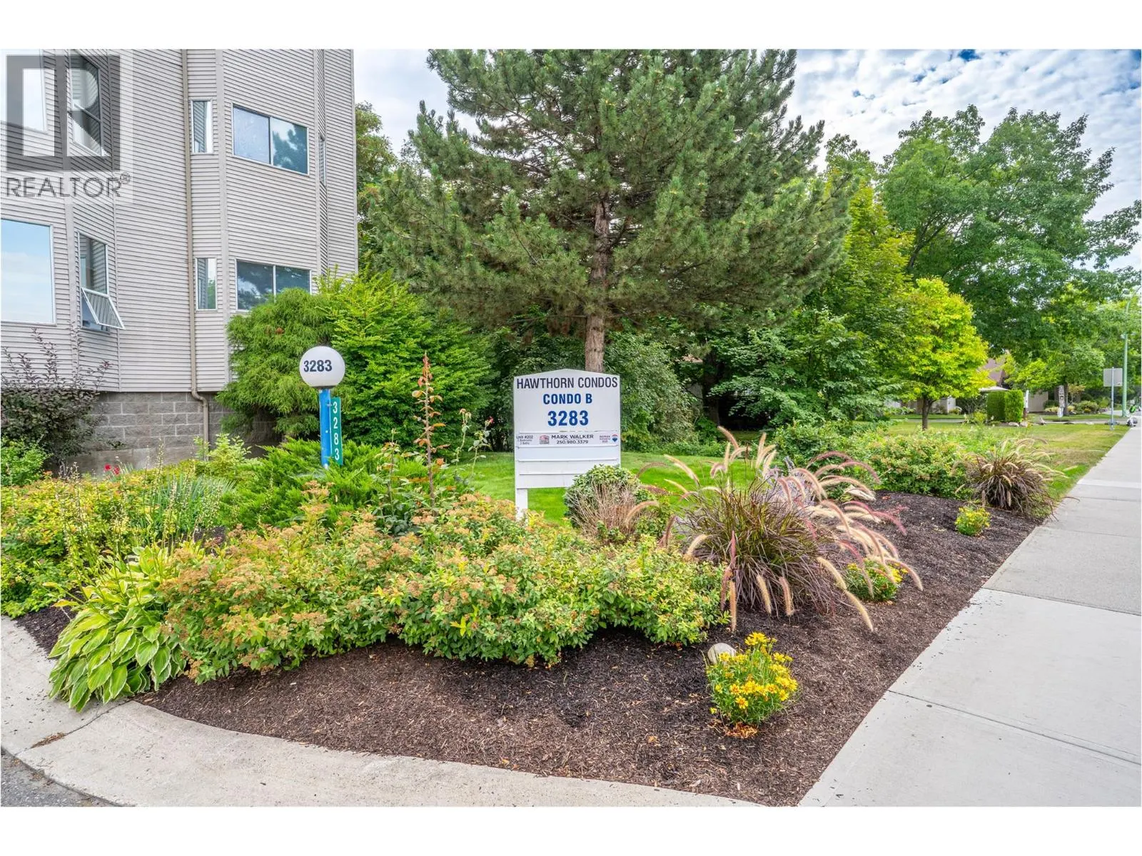3283 Casorso Road Unit# 210