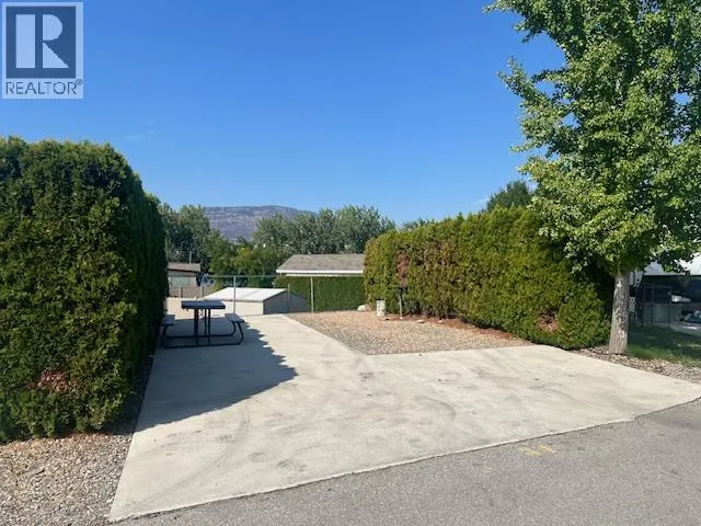 5005 Lakeshore Drive Unit# 34