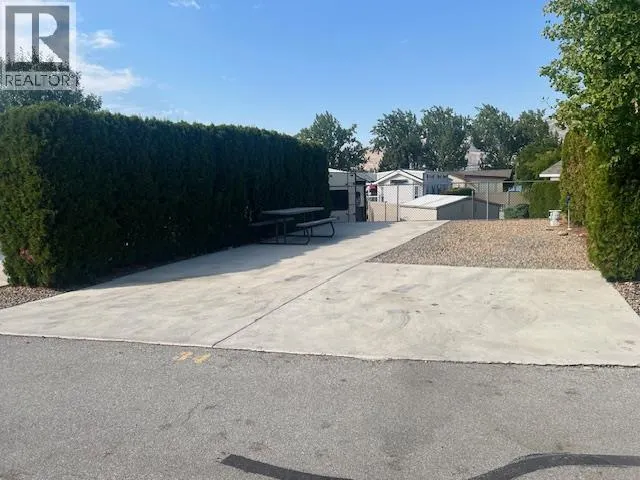5005 Lakeshore Drive Unit# 34