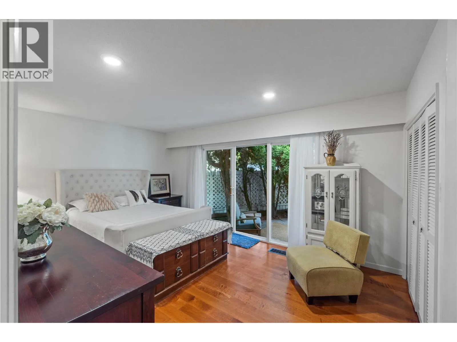 2269 Park Drive