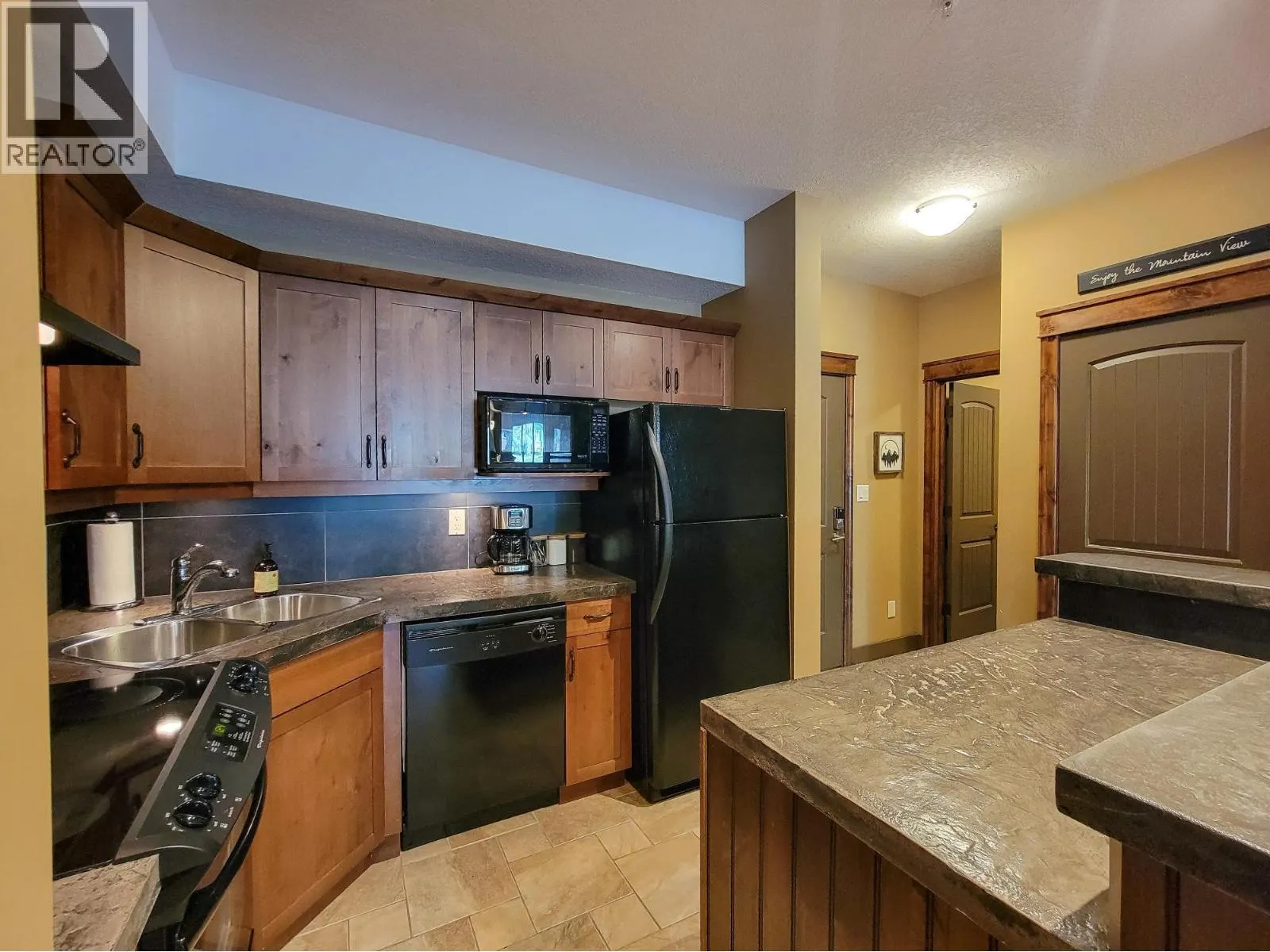 7495 COLUMBIA Avenue Unit# 1109