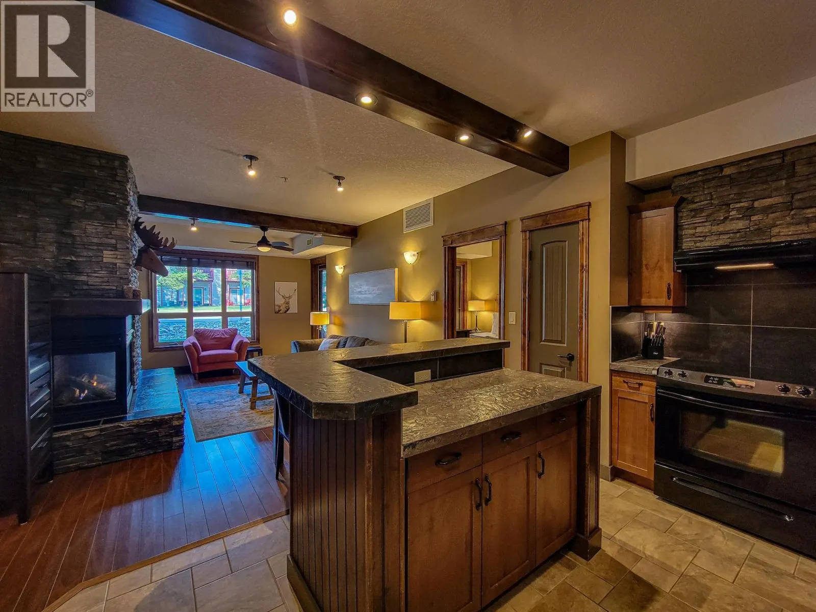 7495 COLUMBIA Avenue Unit# 1109