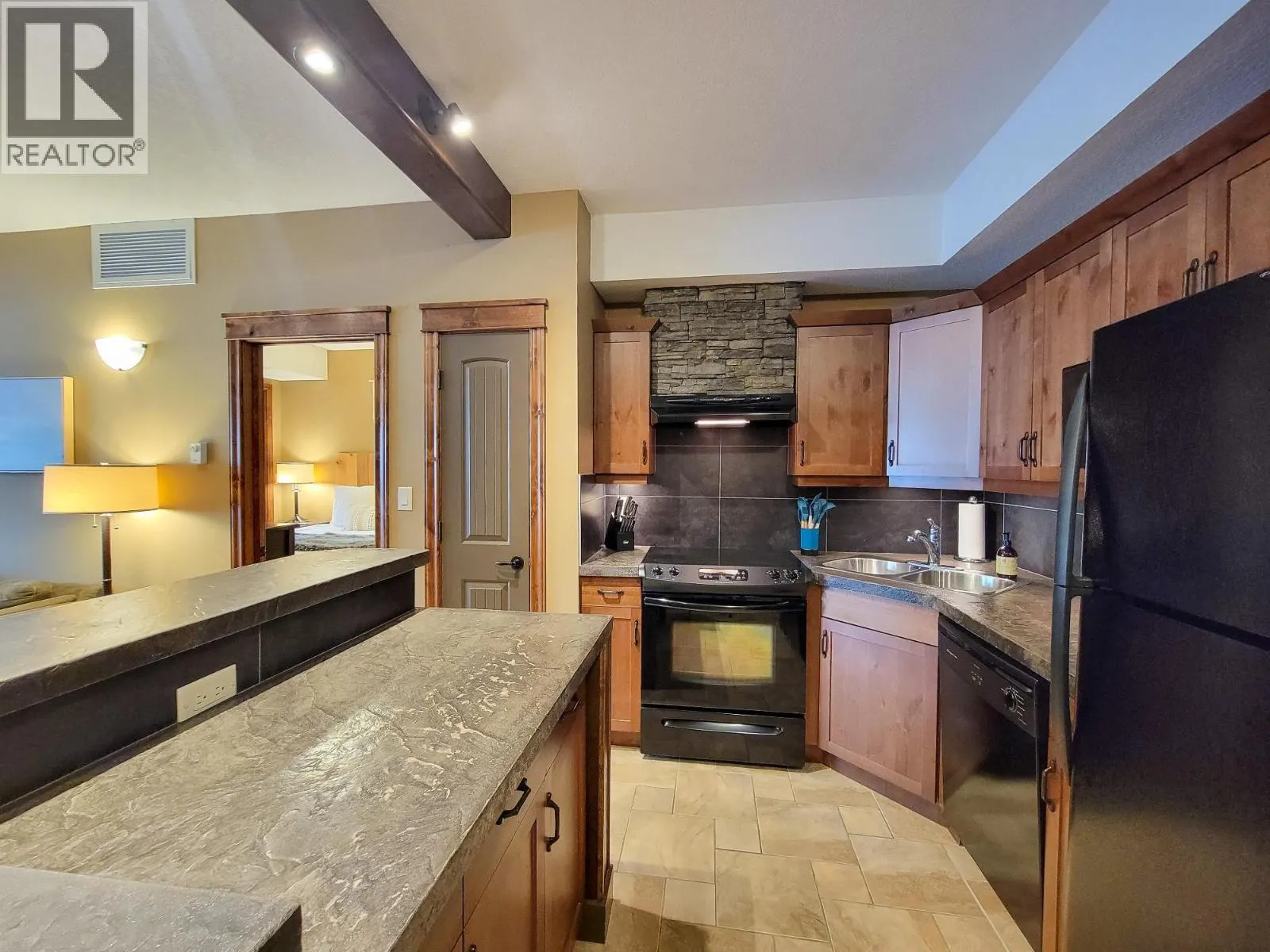 7495 COLUMBIA Avenue Unit# 1109