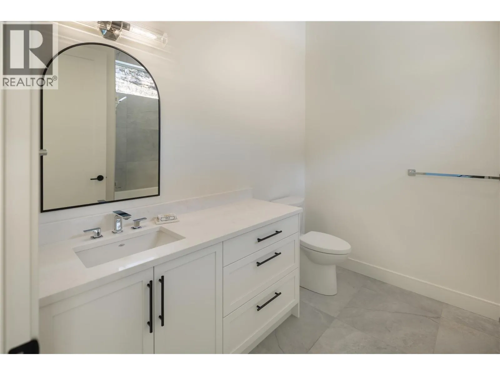 5650 The Edge Place Unit# 110