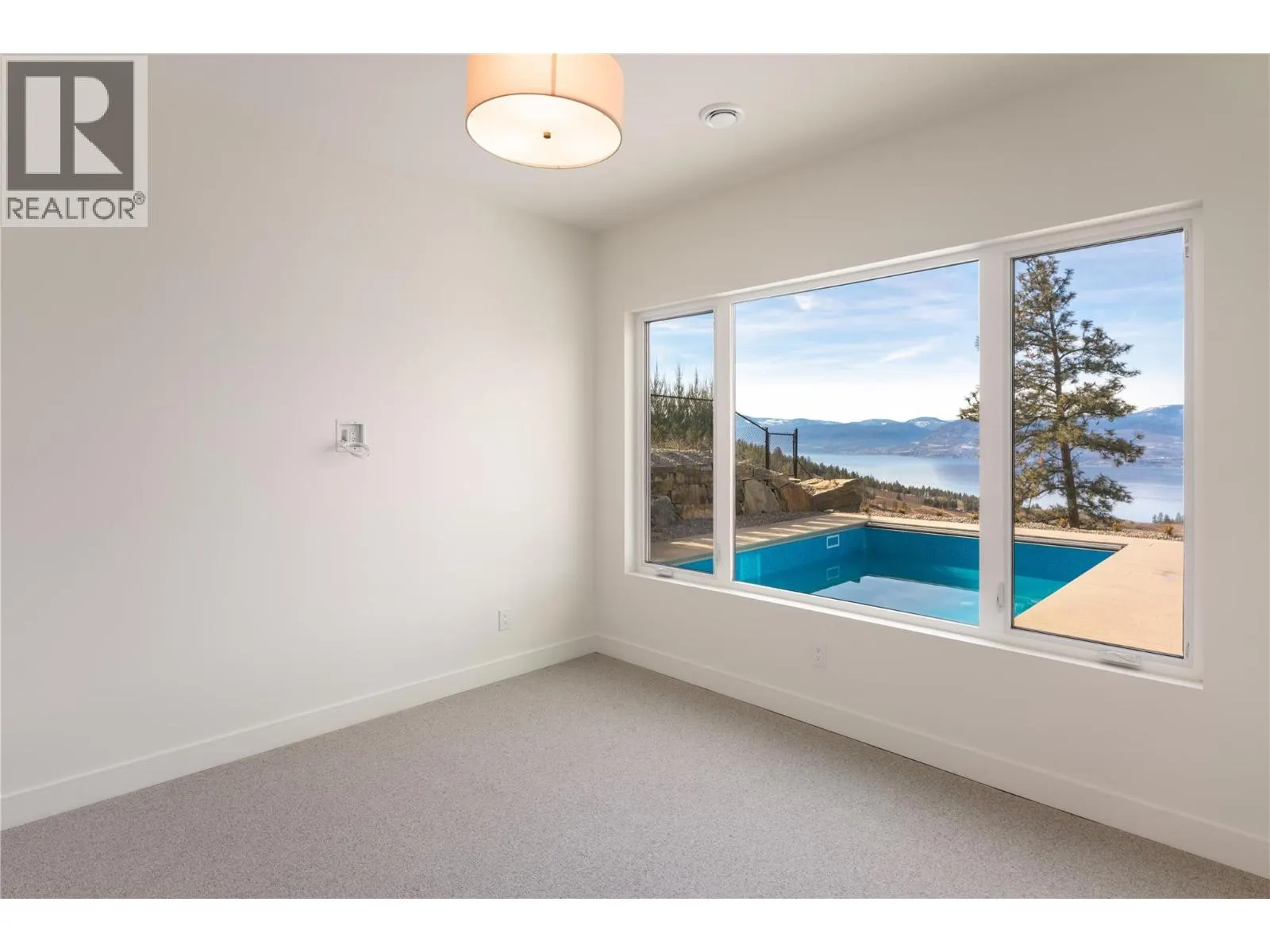 5650 The Edge Place Unit# 110