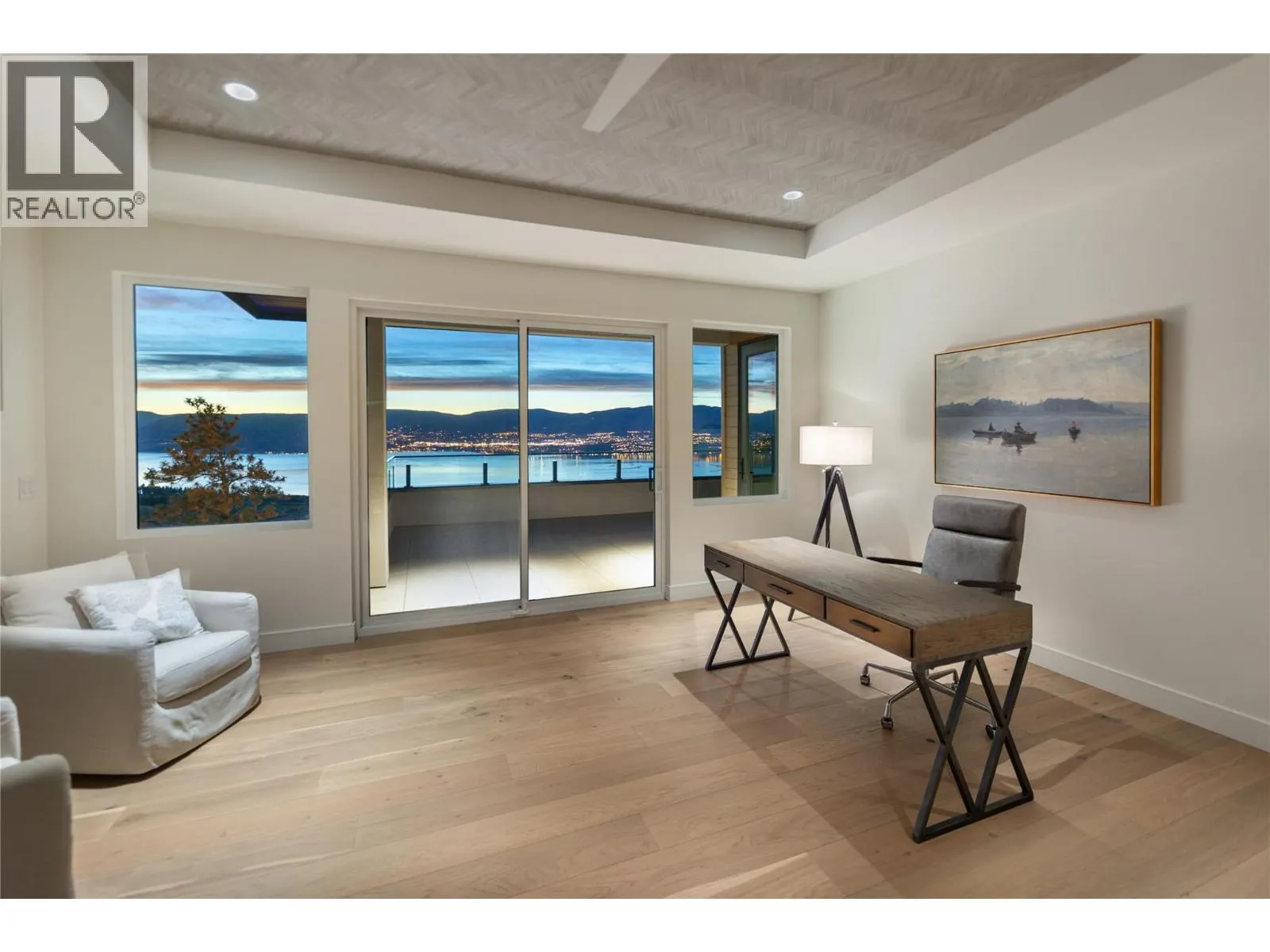 5650 The Edge Place Unit# 110