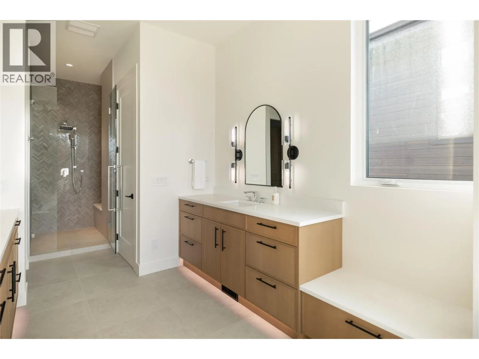 5650 The Edge Place Unit# 110
